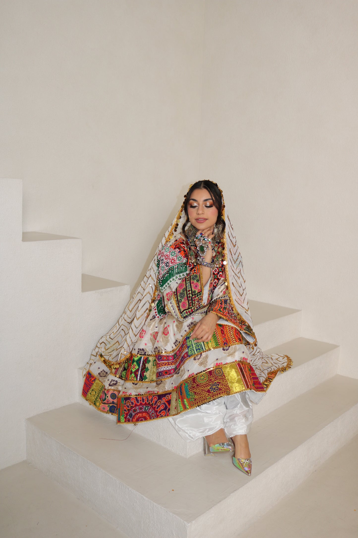 Palwasha Afghan Kuchi Dress (white)