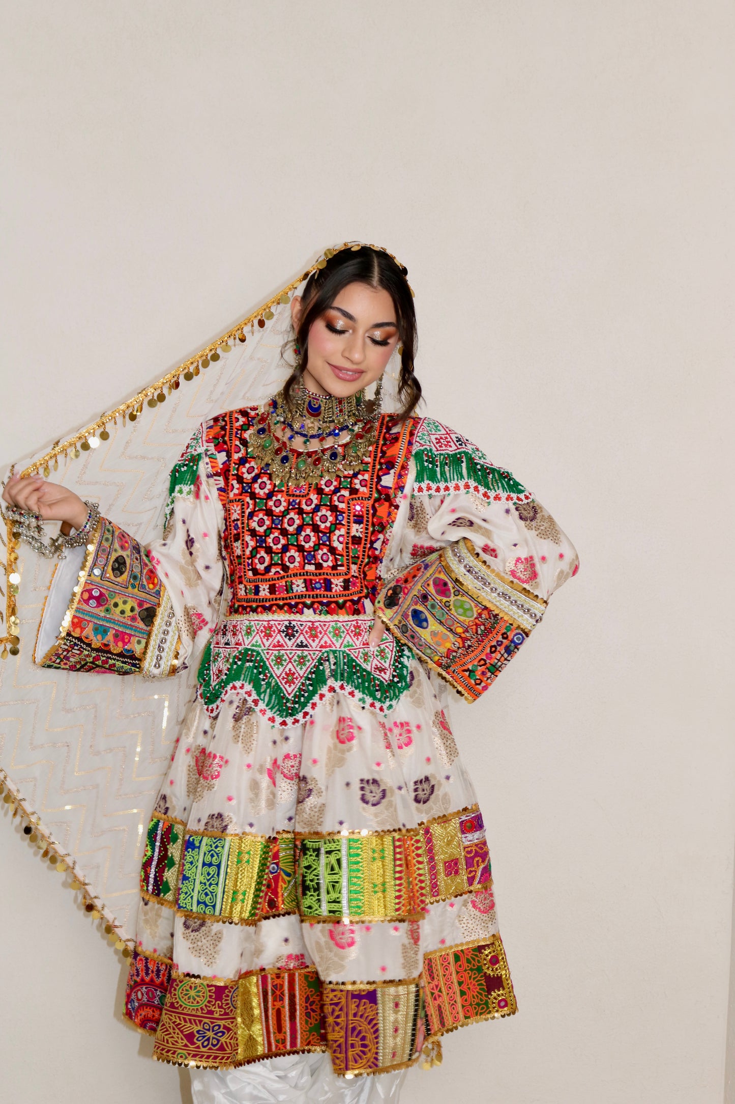 Palwasha Afghan Kuchi Dress (white)