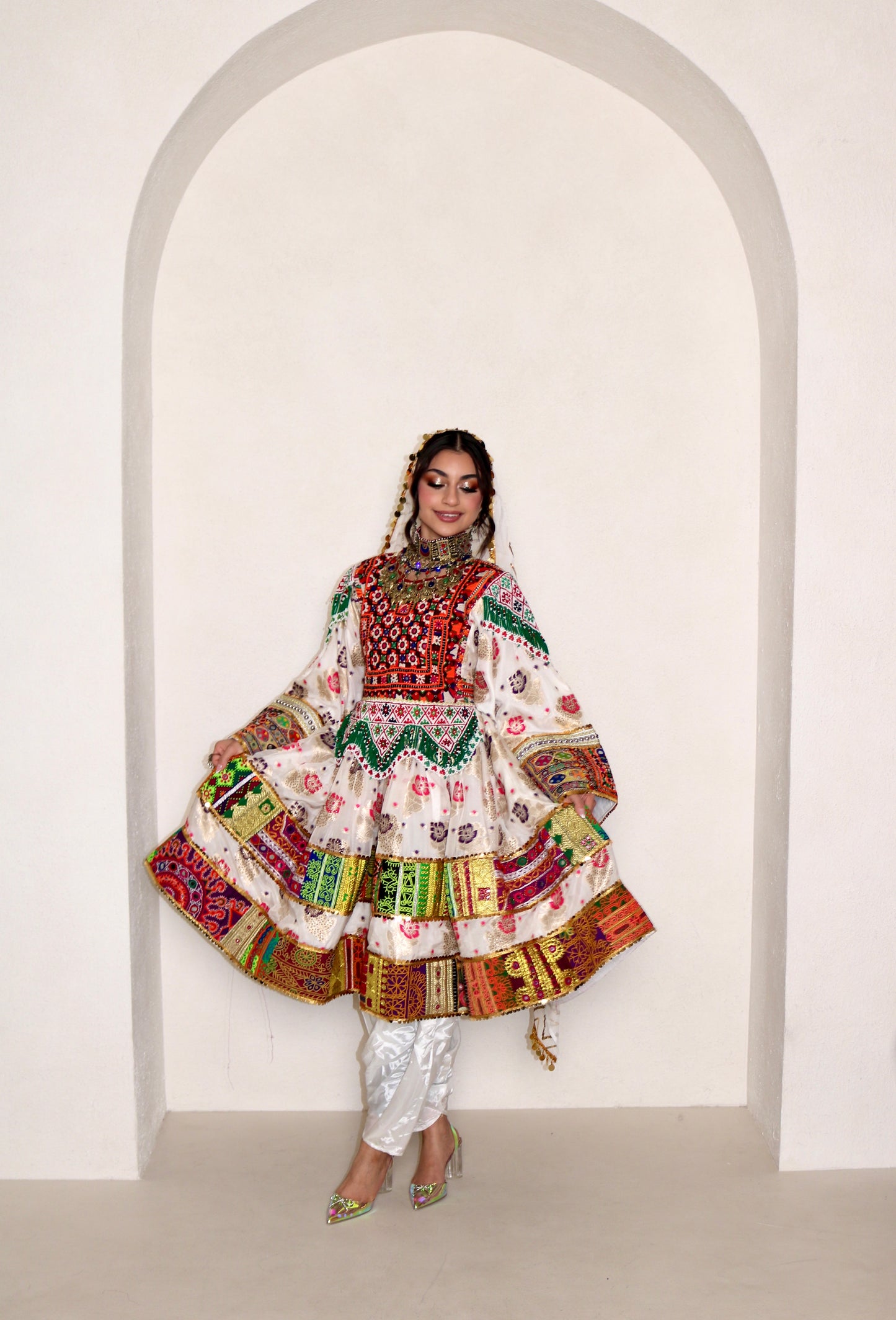 Palwasha Afghan Kuchi Dress (white)