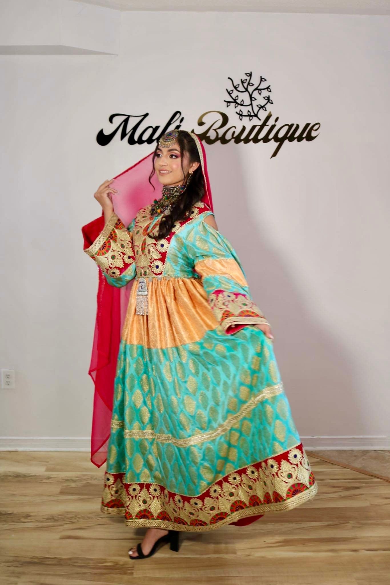 Noorii Afghan Kuchi Dress