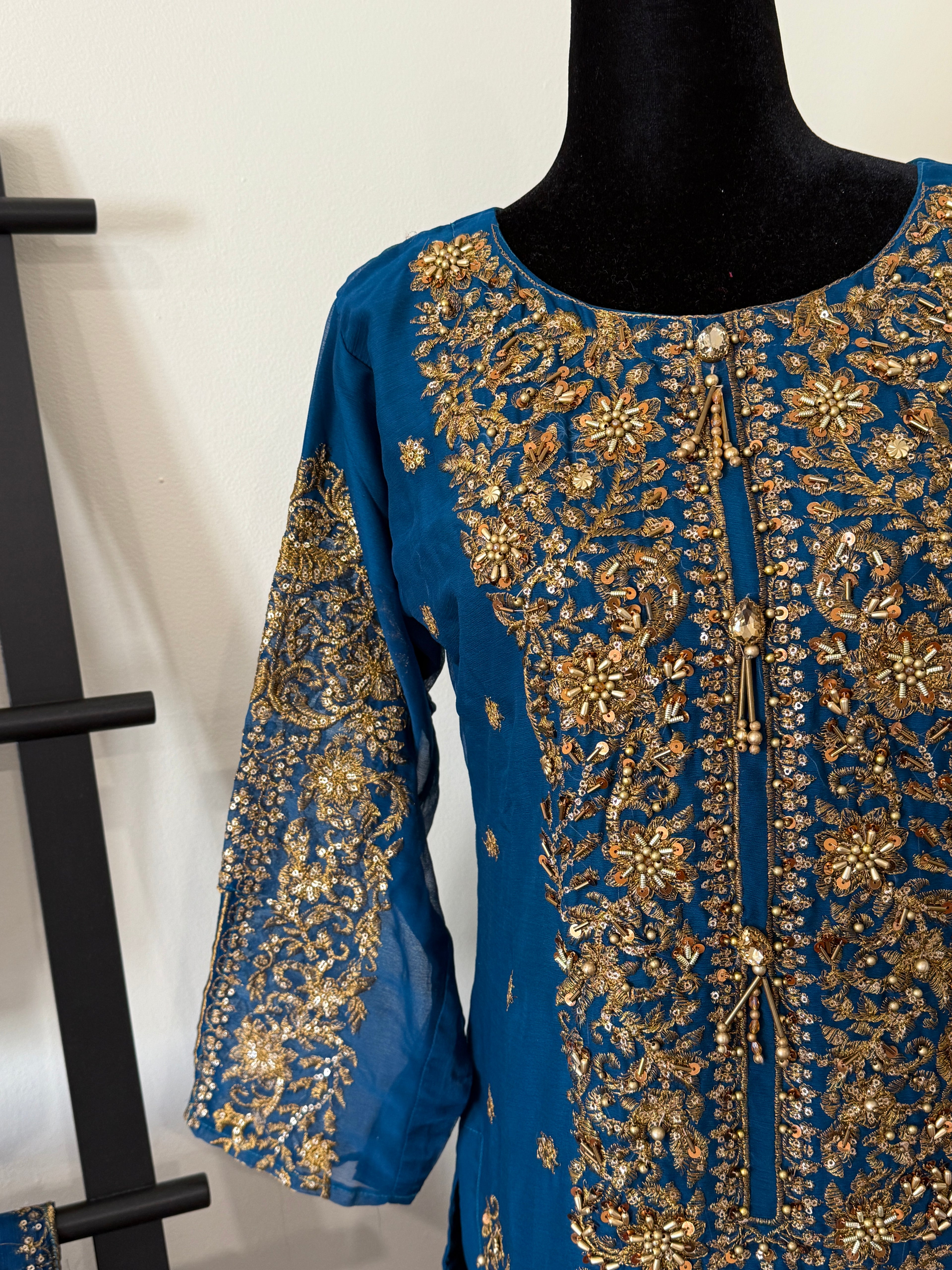 Salwar Kameez suit (blue)