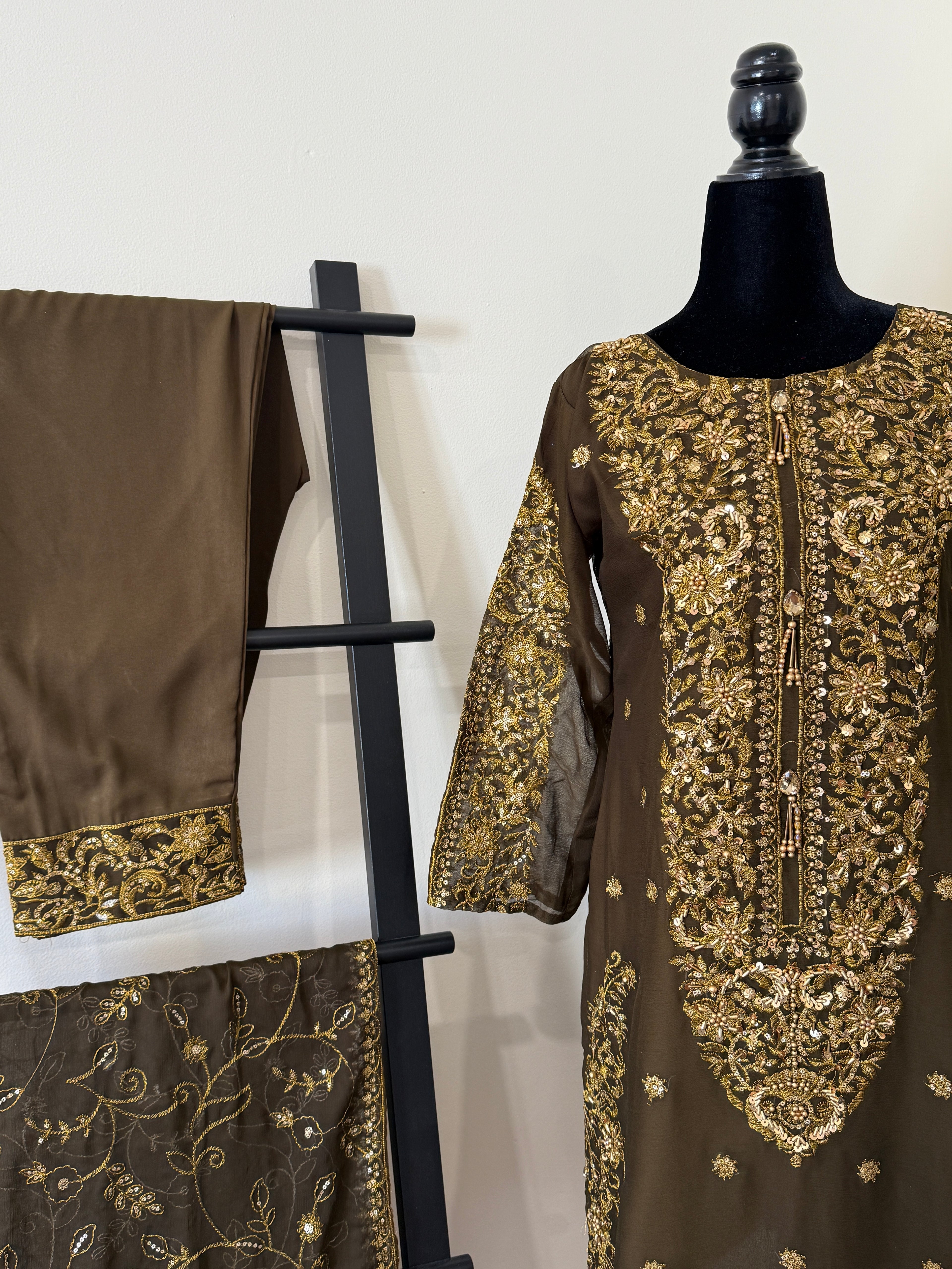 Salwar Kameez suit (brown)
