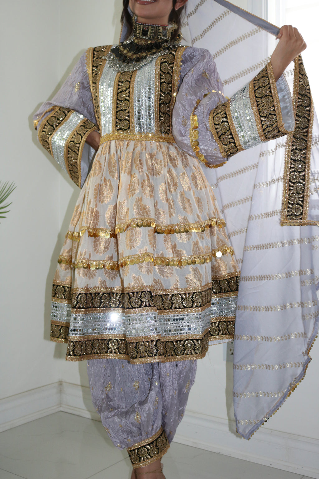 Afghan Kuchi Dress (lilac)