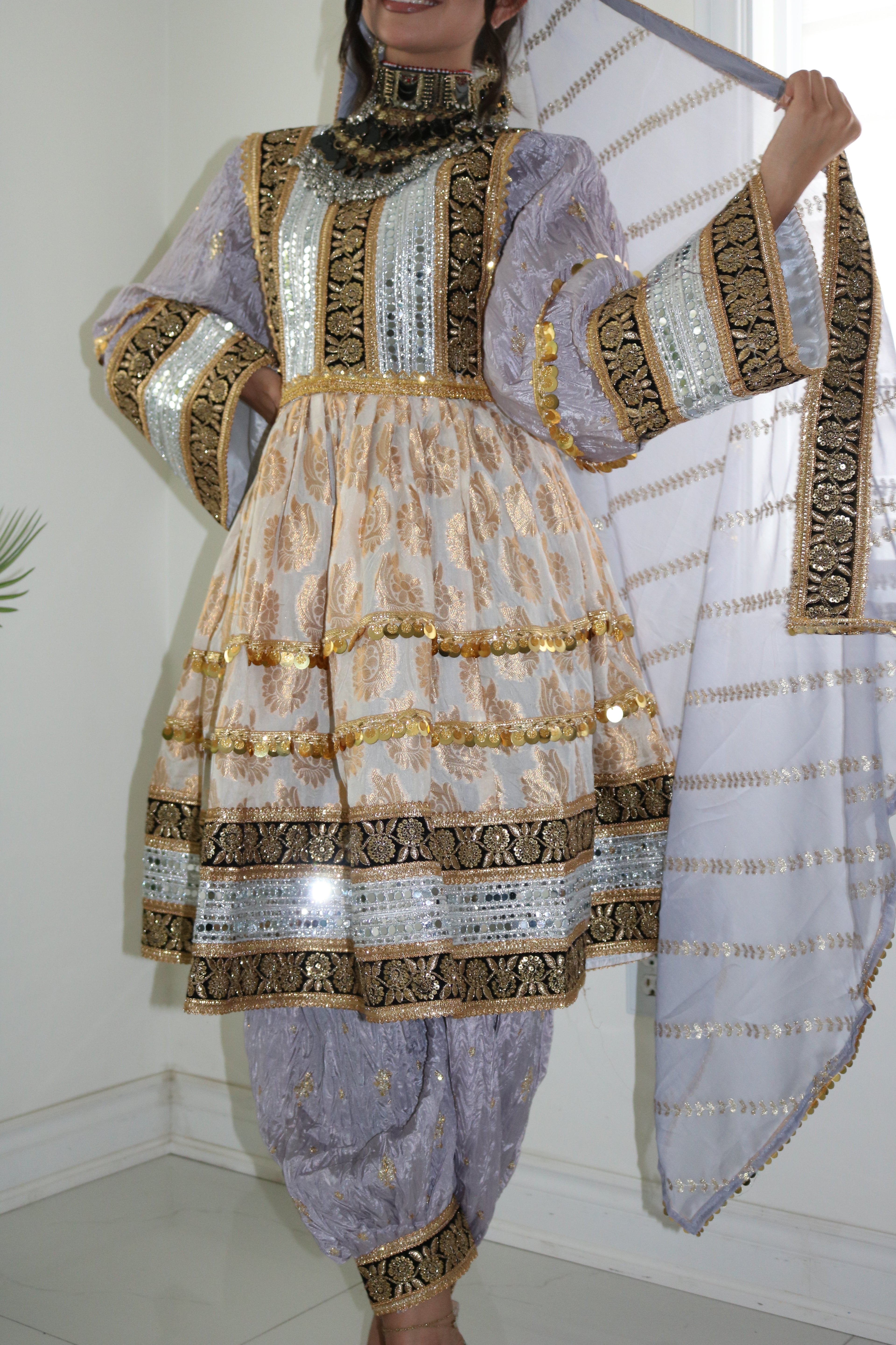 Afghan Kuchi Dress (lilac)