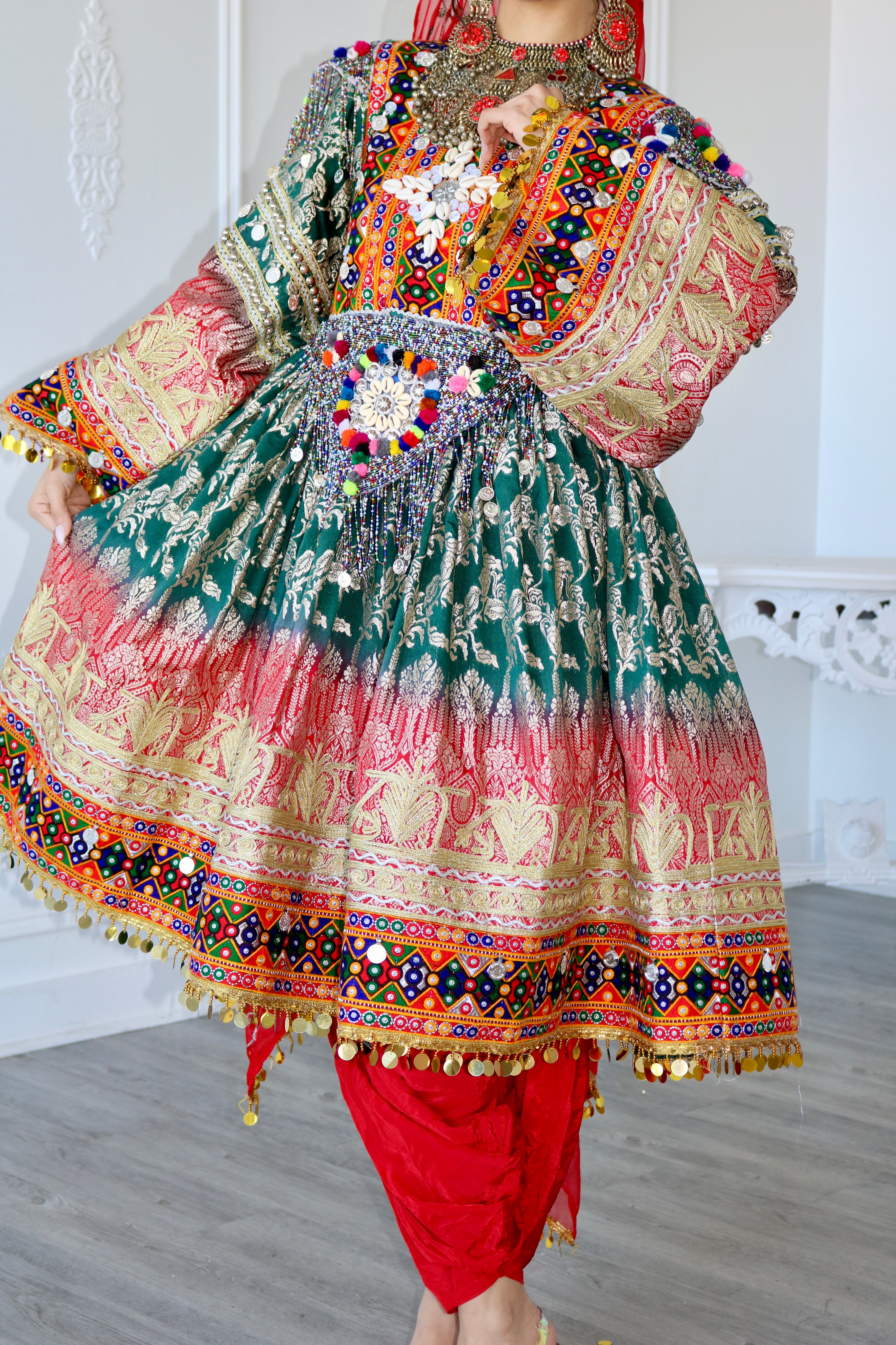 Afghan Kuchi Dress (red/green)