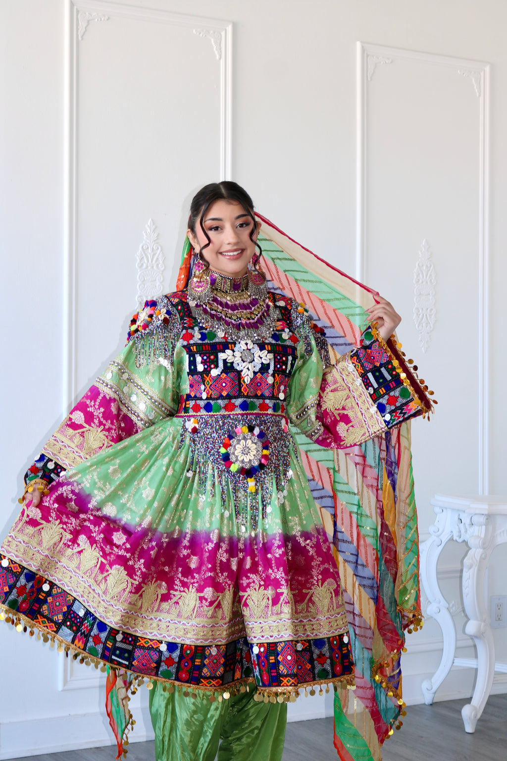 Afghan Kuchi Dress (mint green/ pink)