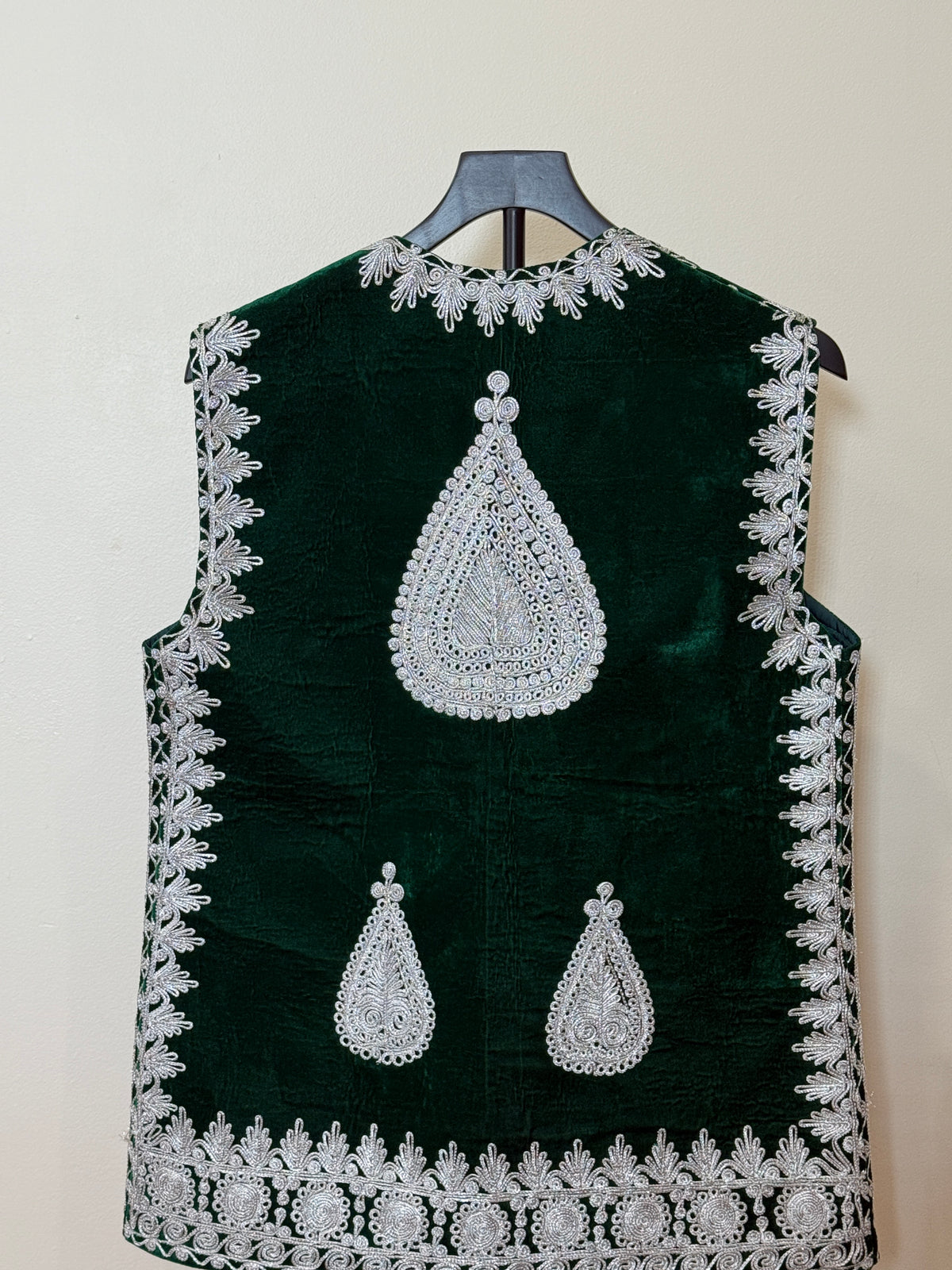 Afghan Kuchi Dress vest green