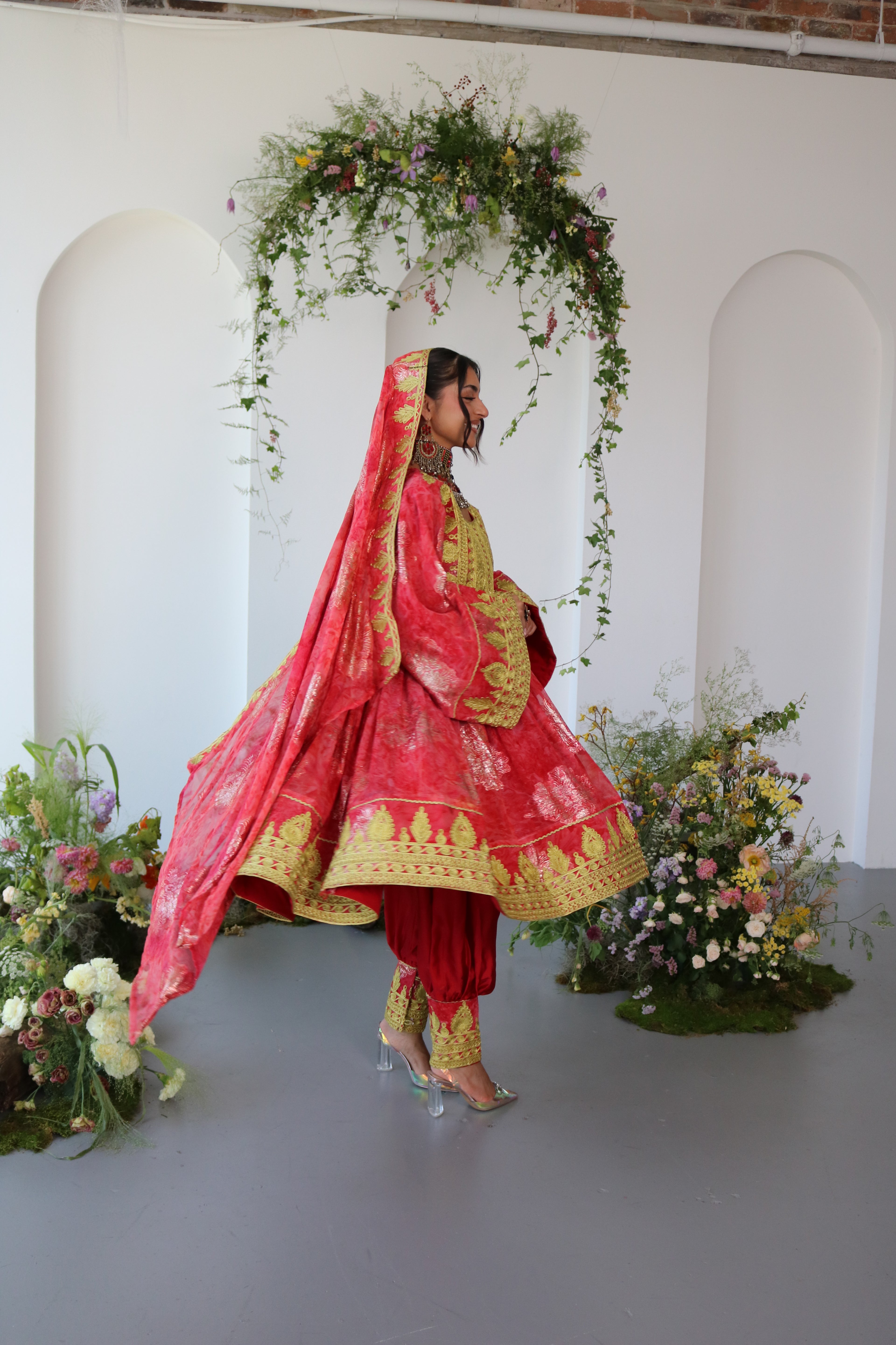 Farah Afghan Kuchi Dress (red)