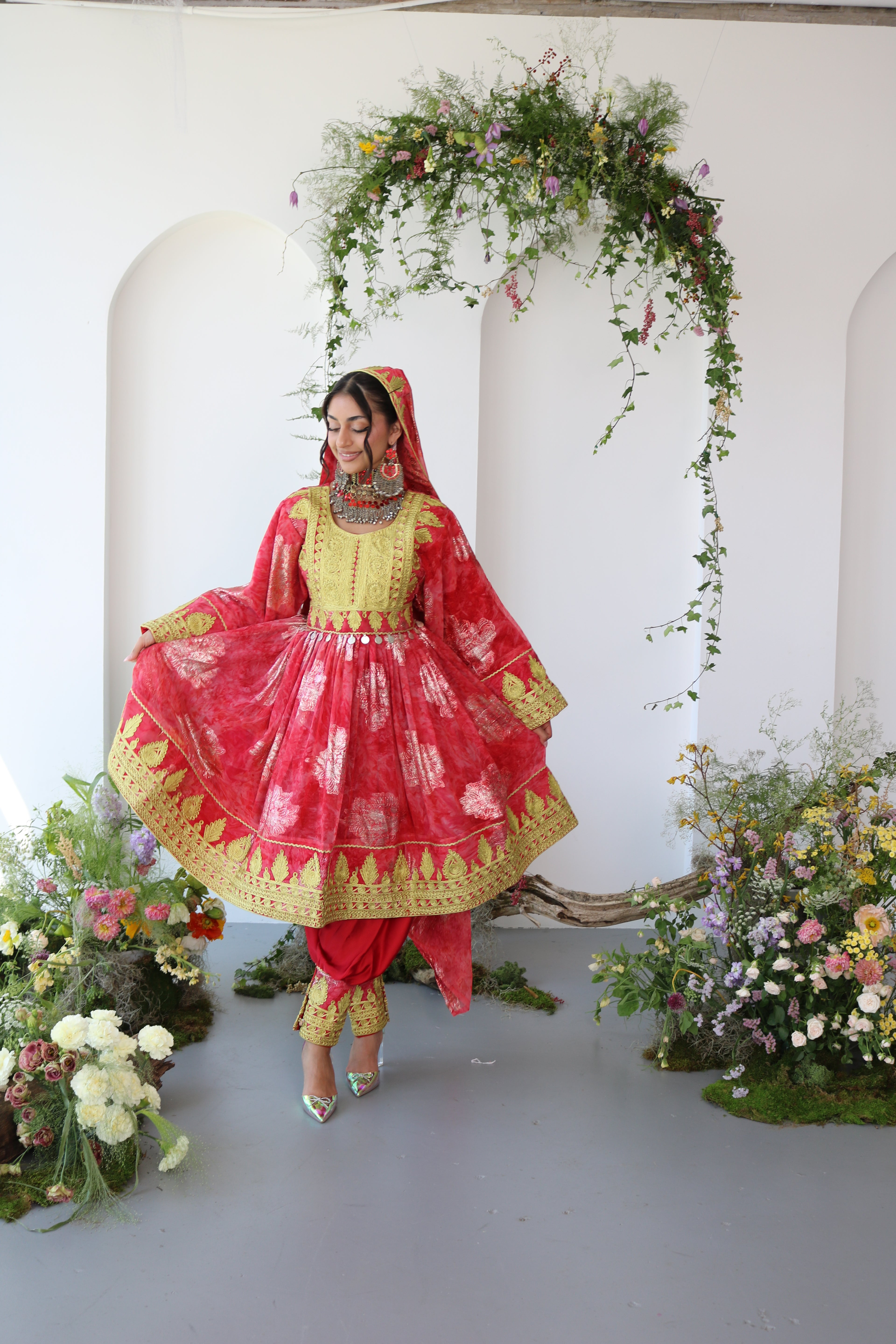 Farah Afghan Kuchi Dress (red)