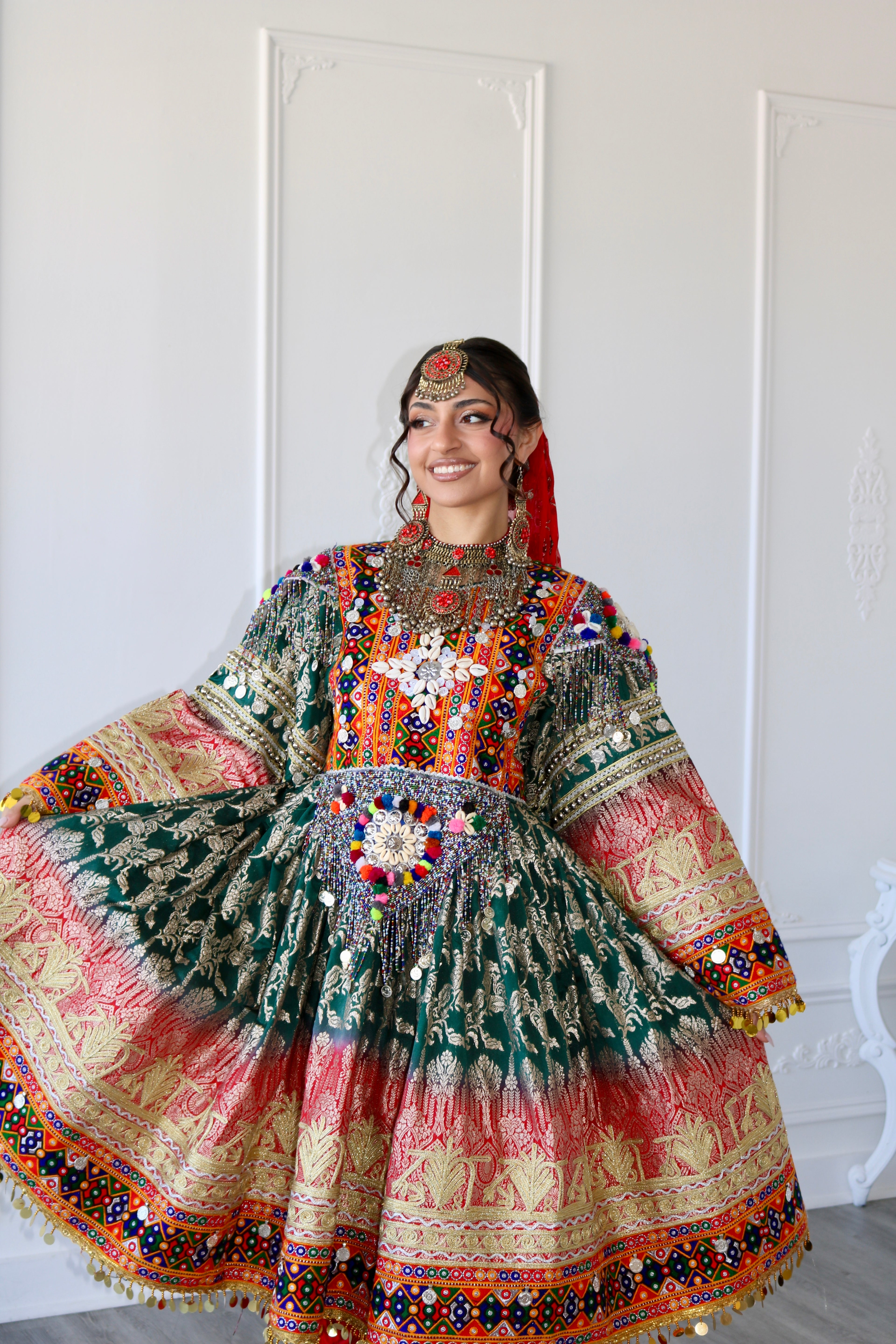 Afghan Kuchi Dress (red/green)