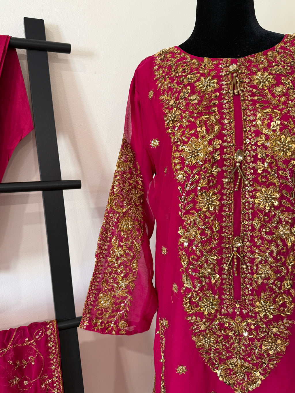 Salwar Kameez suit (pink )