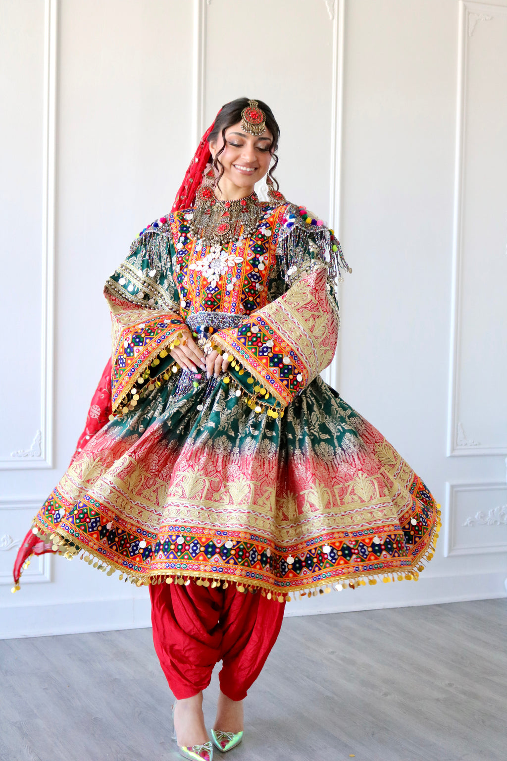 Afghan Kuchi Dress (red/green)