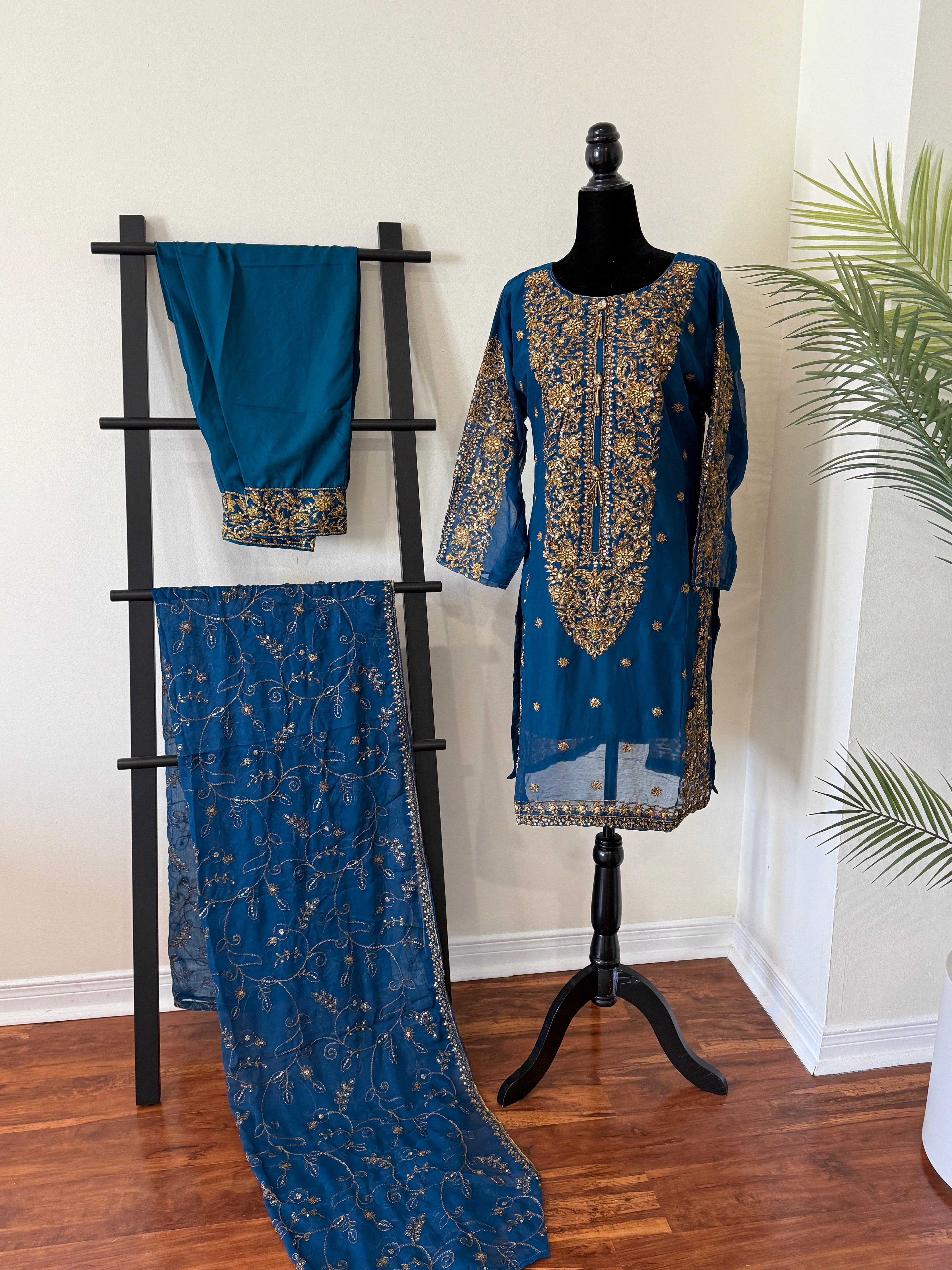 Salwar Kameez suit (blue)