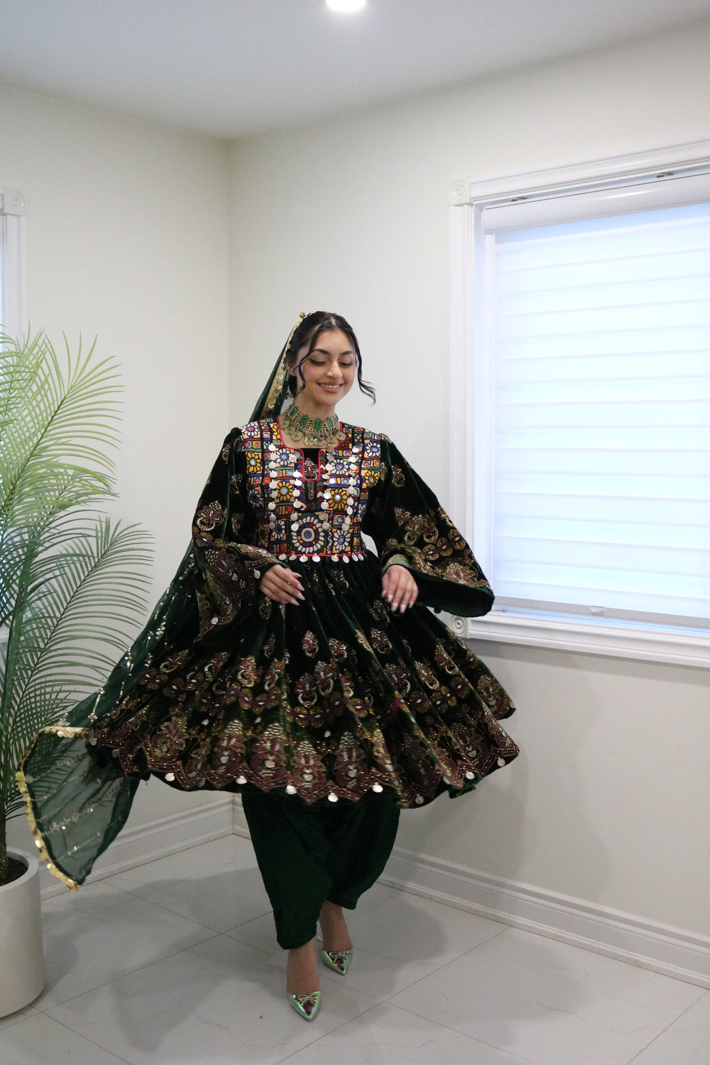 Wahida Afghan Kuchi Dress (green)