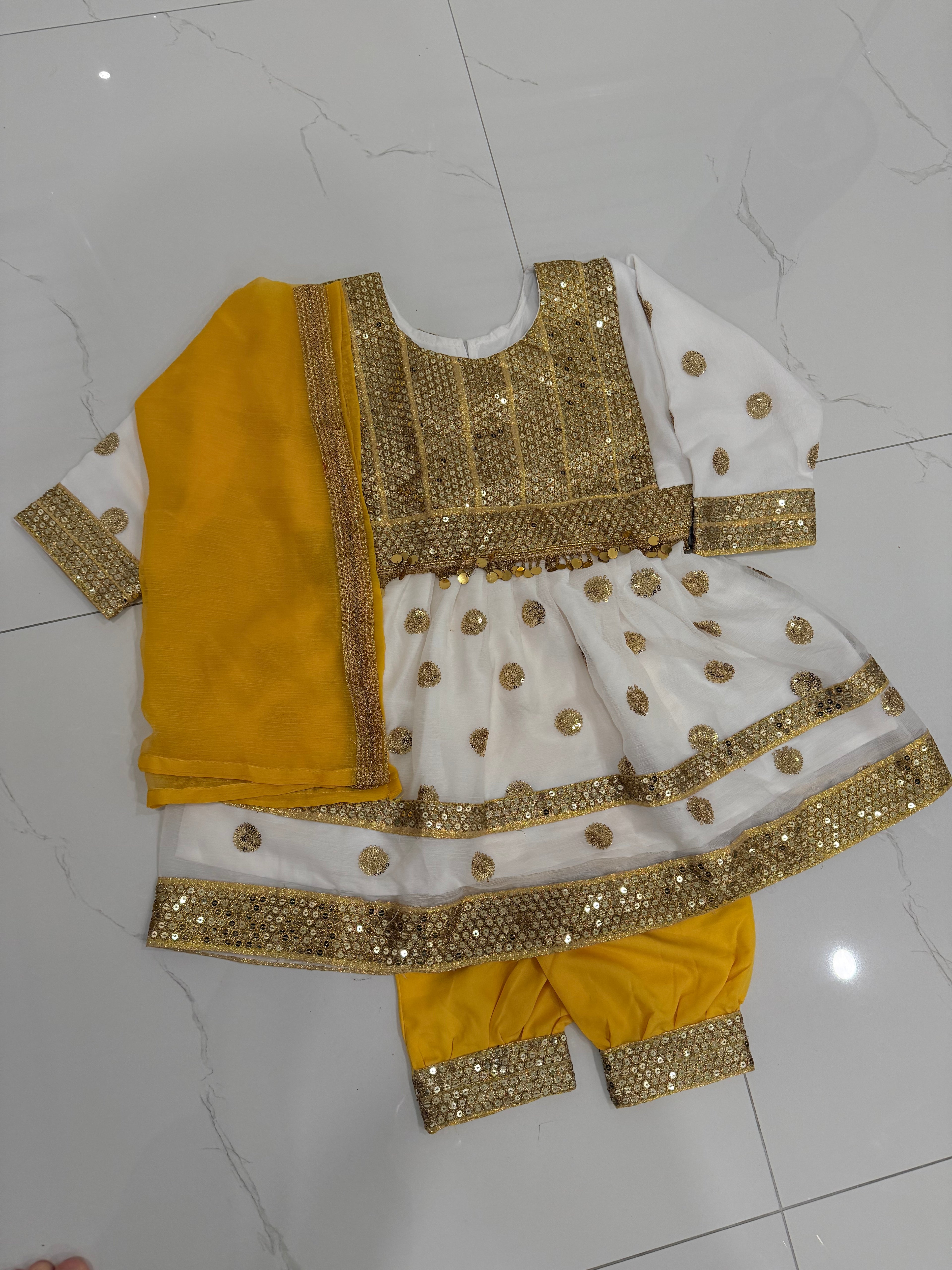 Kids Kuchi Clothes 4T