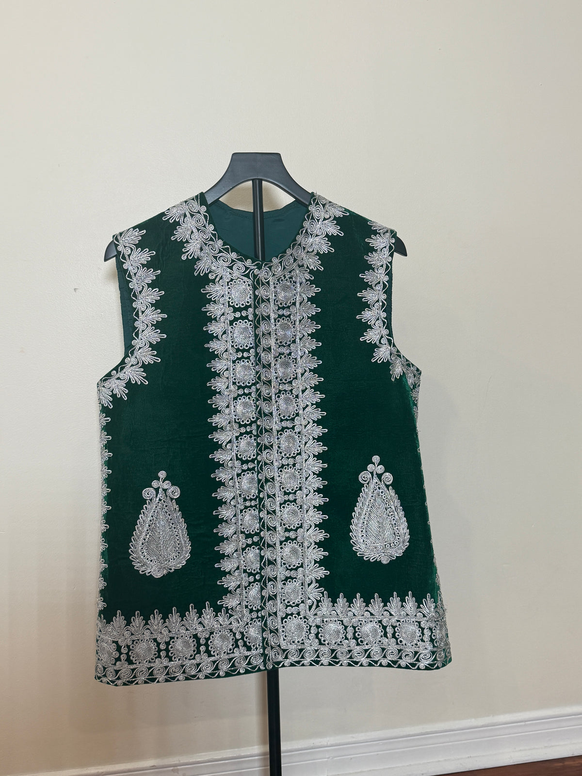Afghan Kuchi Dress vest green