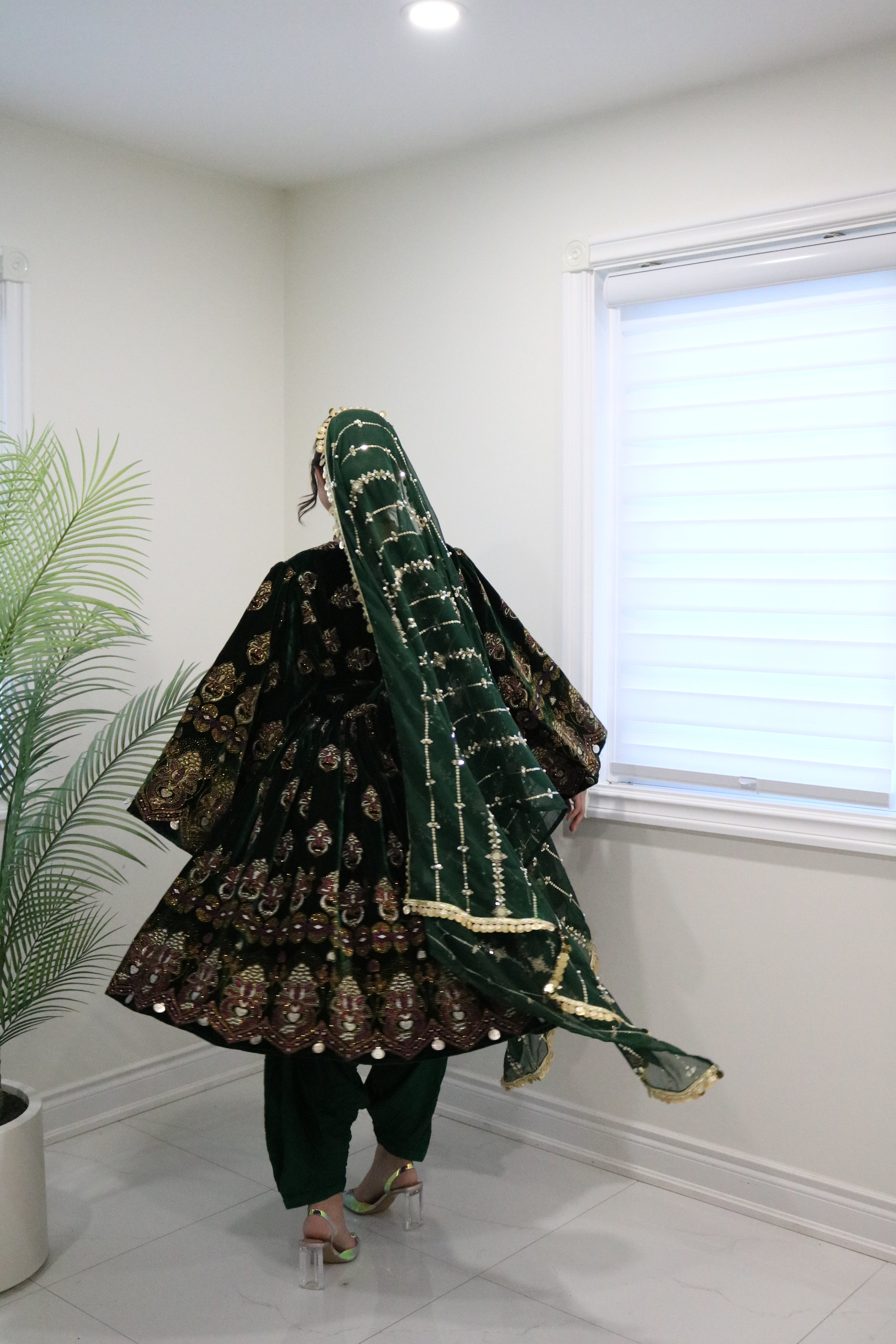Wahida Afghan Kuchi Dress (green)
