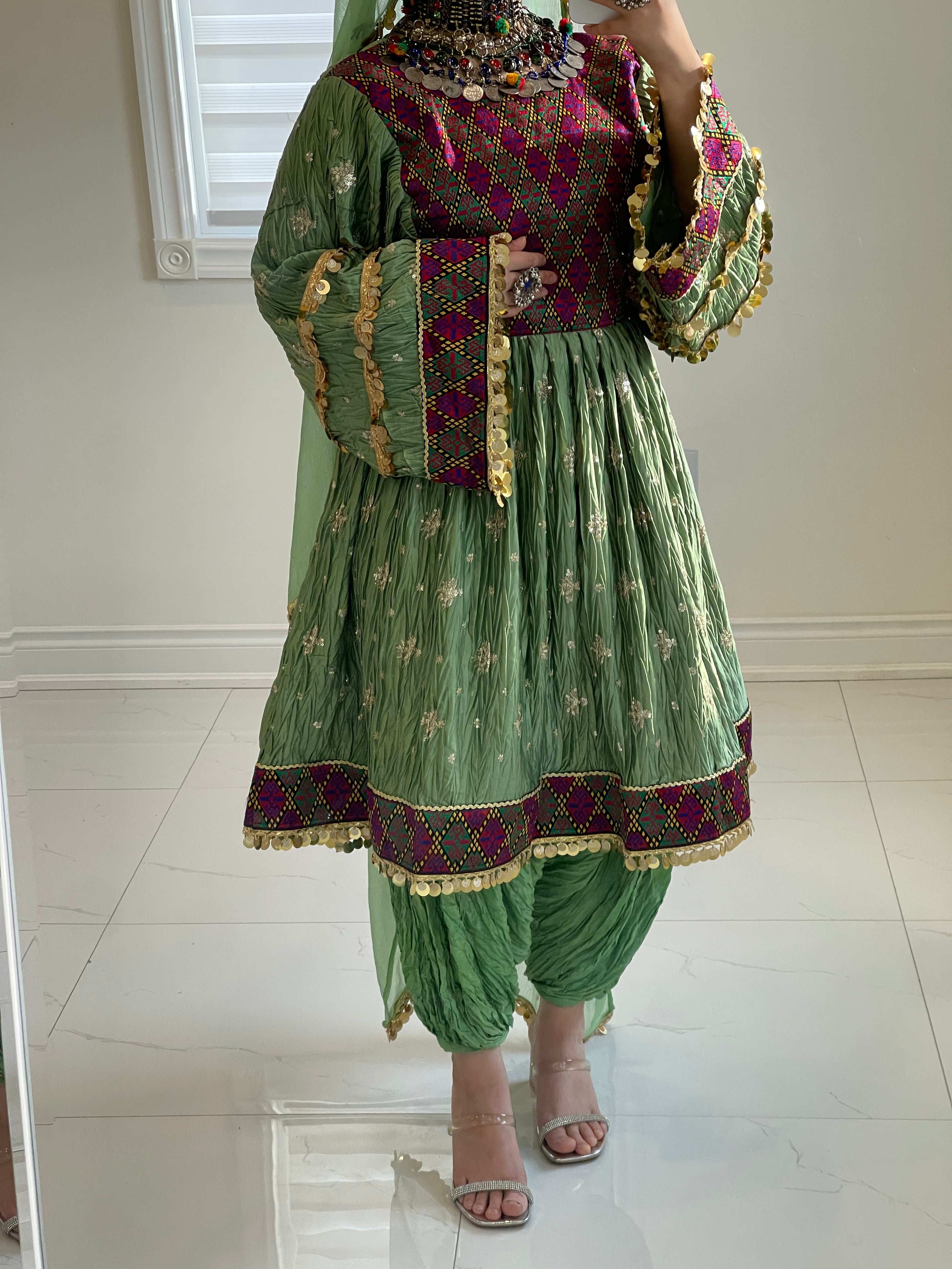 Marwa Afghan Kuchi Dress (green)