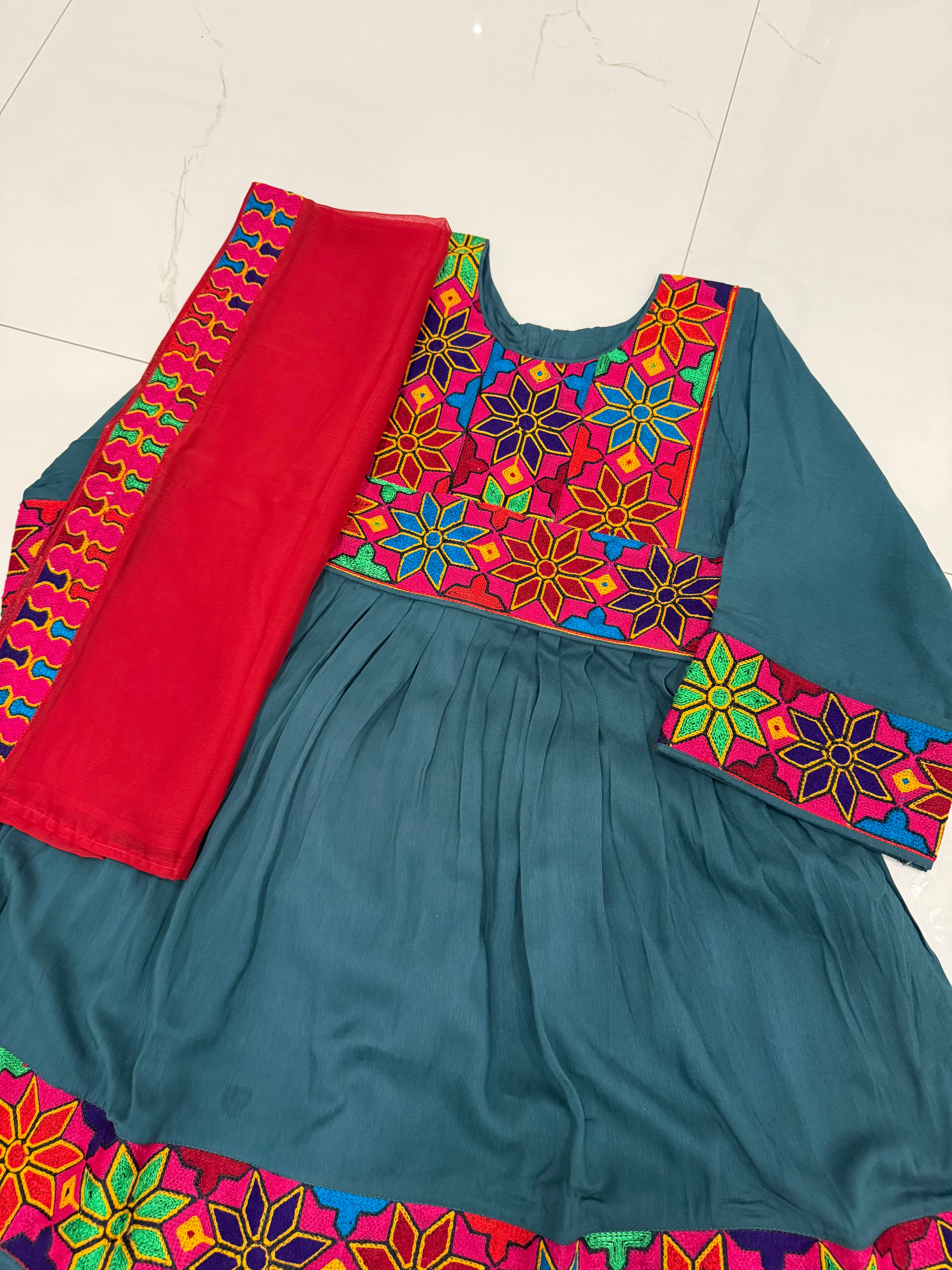 Kids Kuchi Clothes 6-7Y