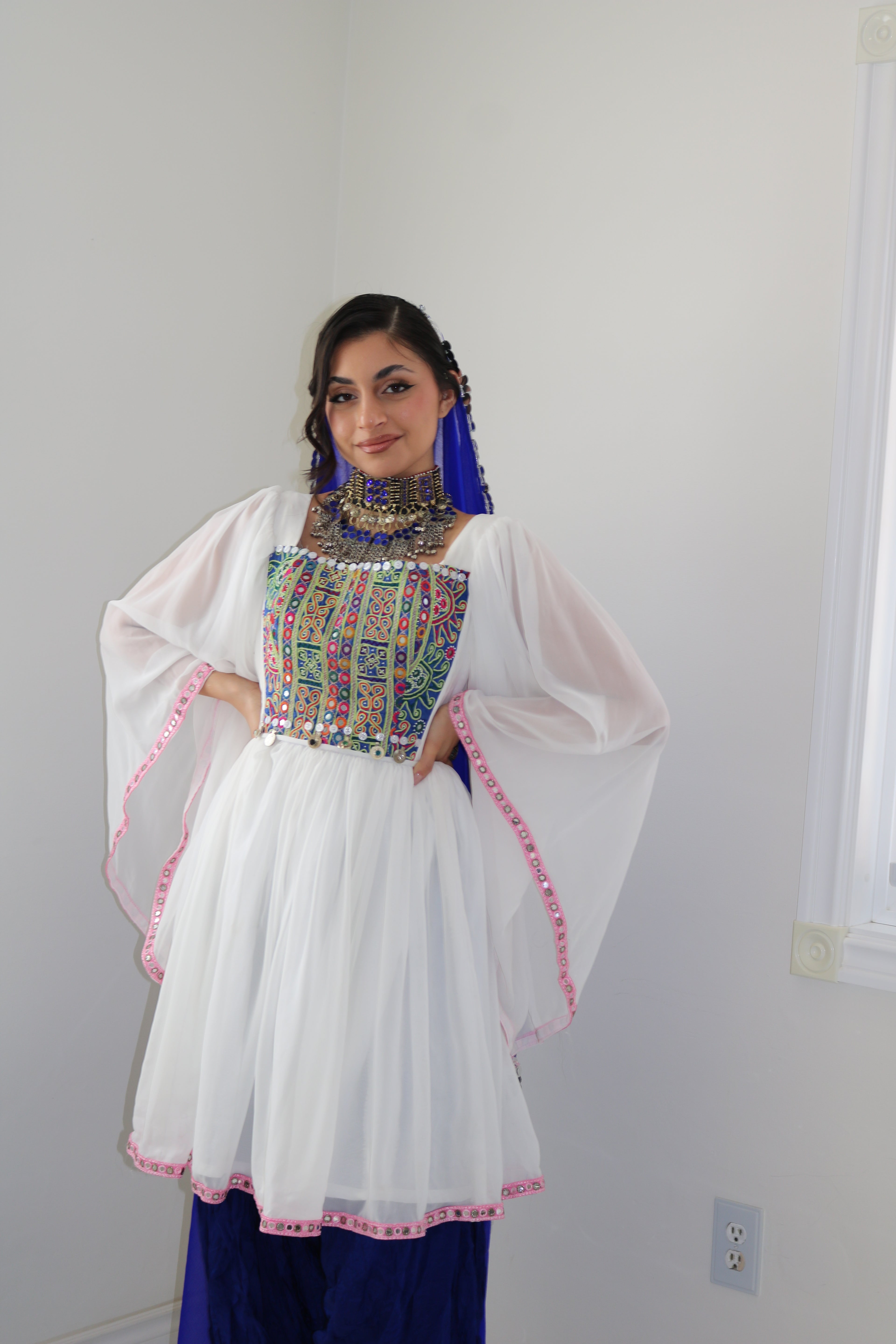 Afghan Kuchi Dress - white/blue