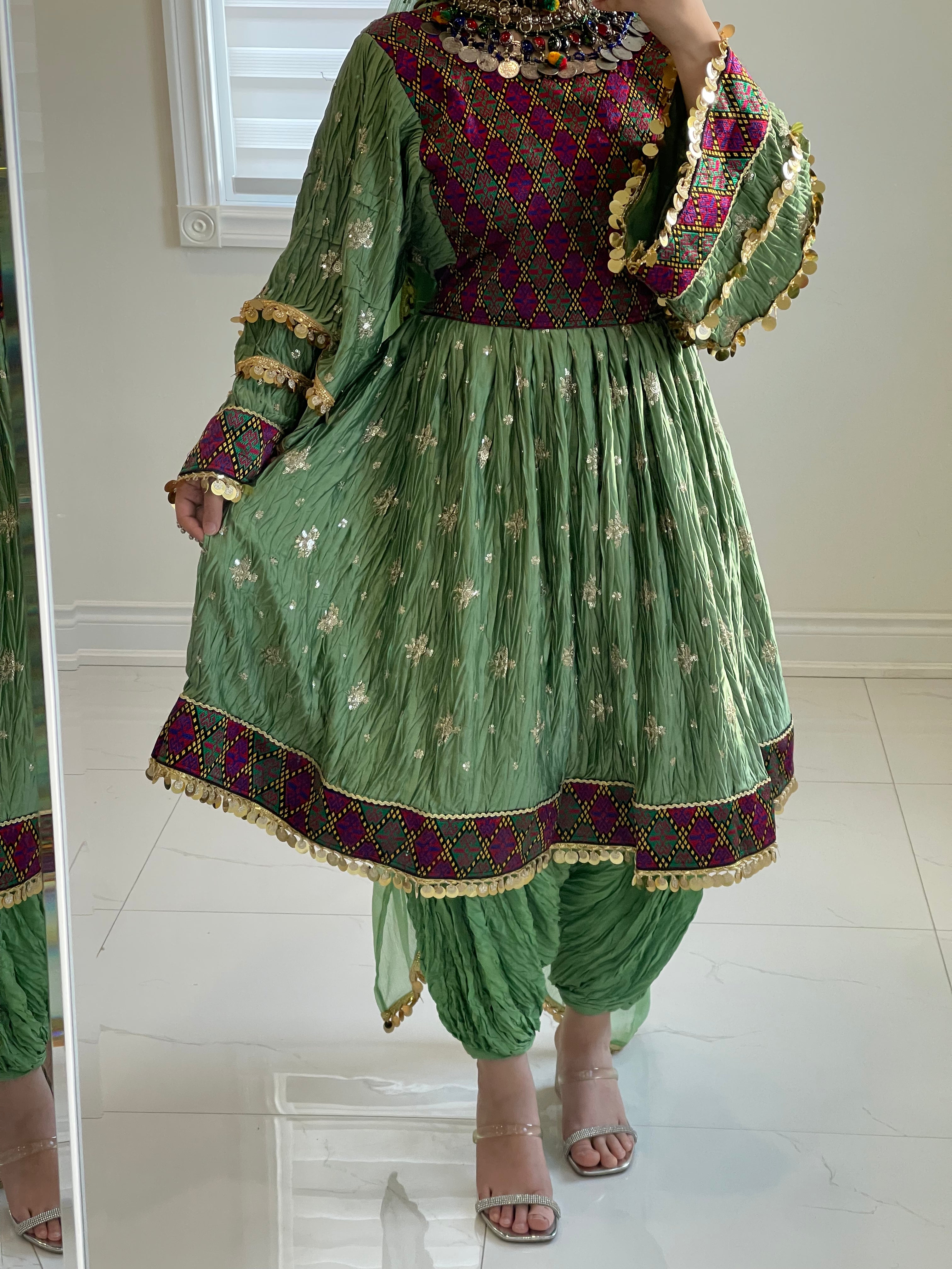 Marwa Afghan Kuchi Dress (green)