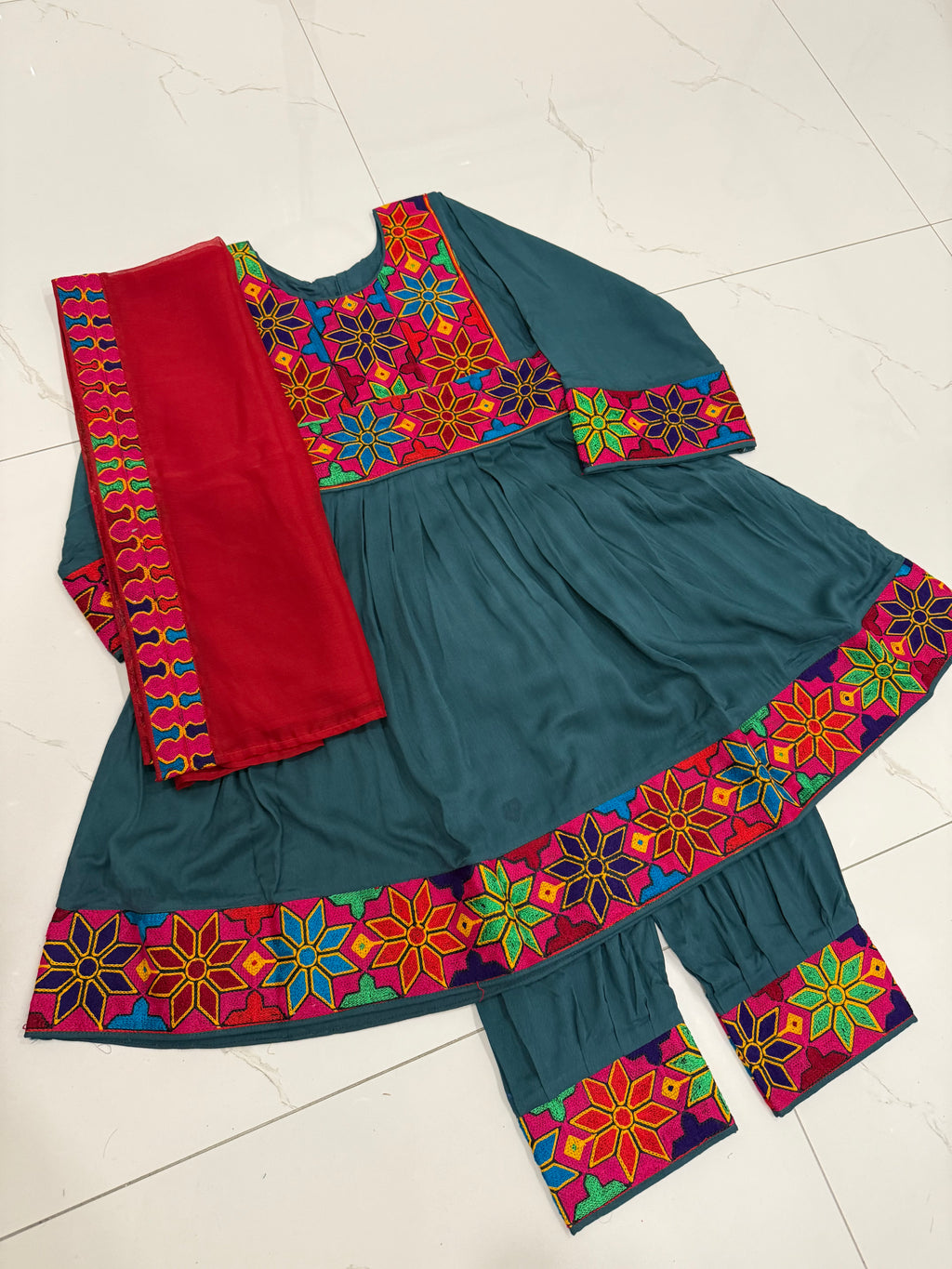 Kids Kuchi Clothes 6-7Y