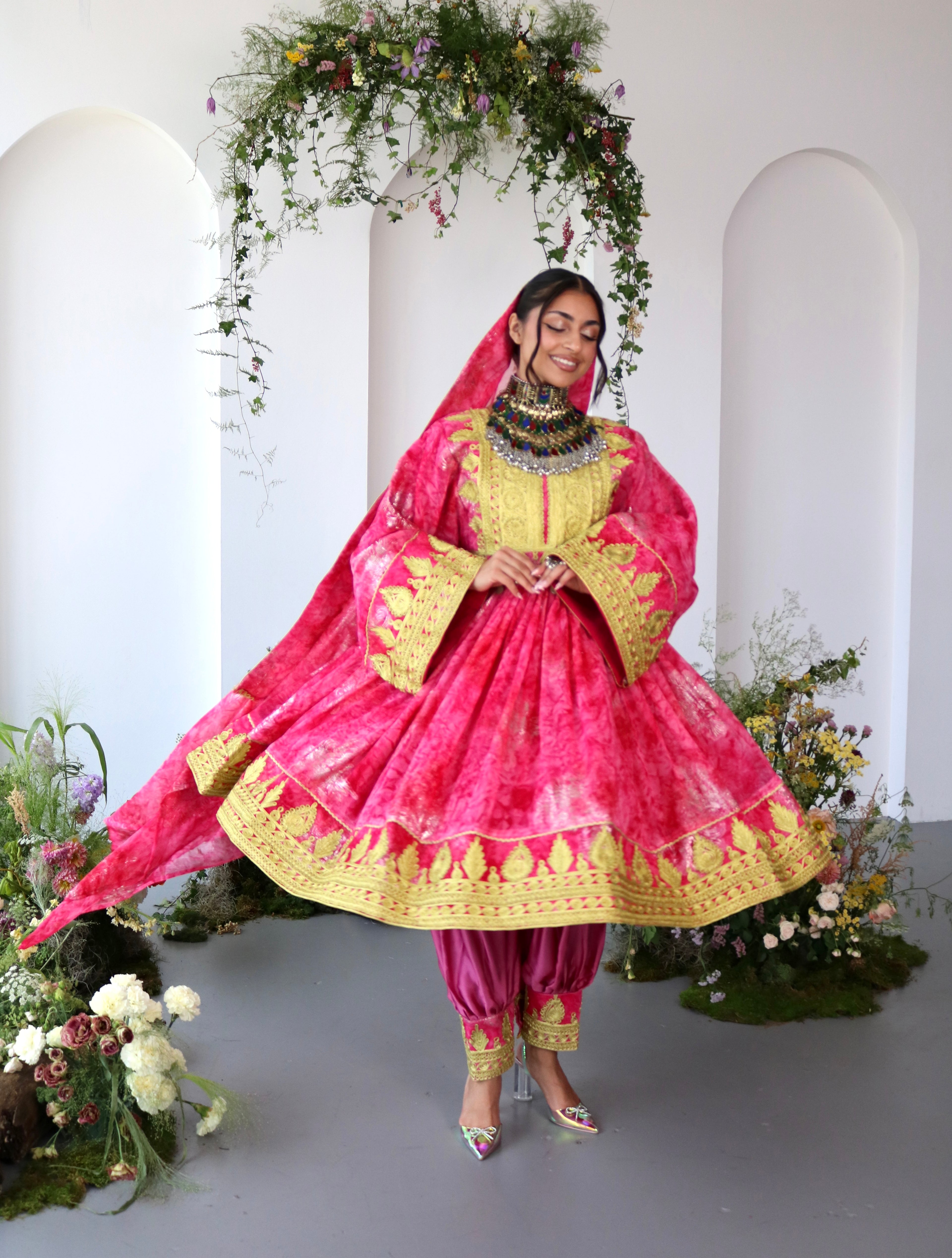 Farah Afghan Kuchi Dress (pink)
