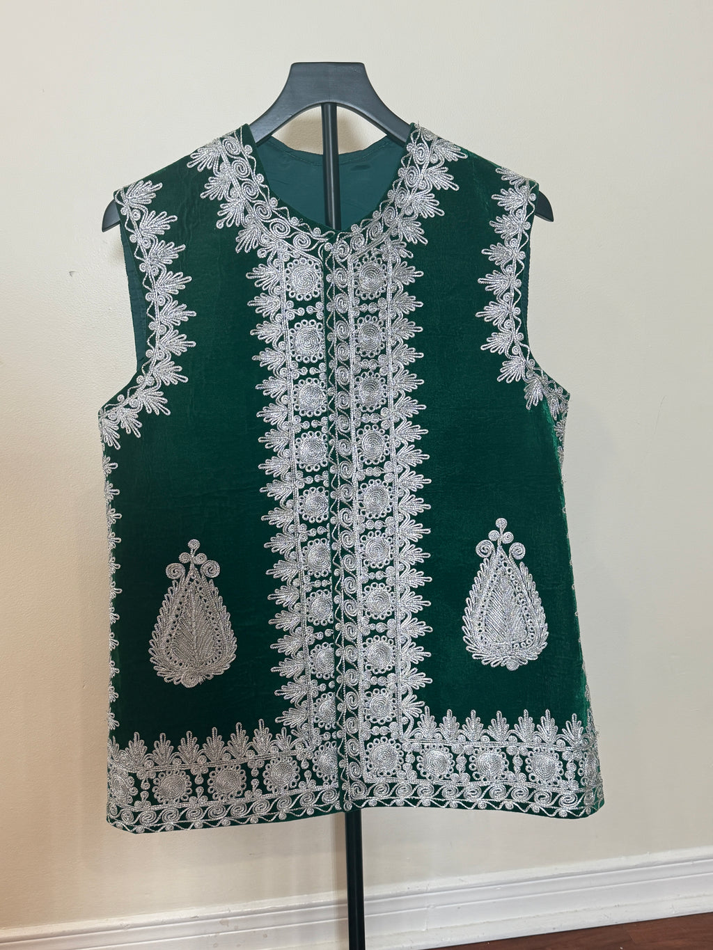 Afghan Kuchi Dress vest green