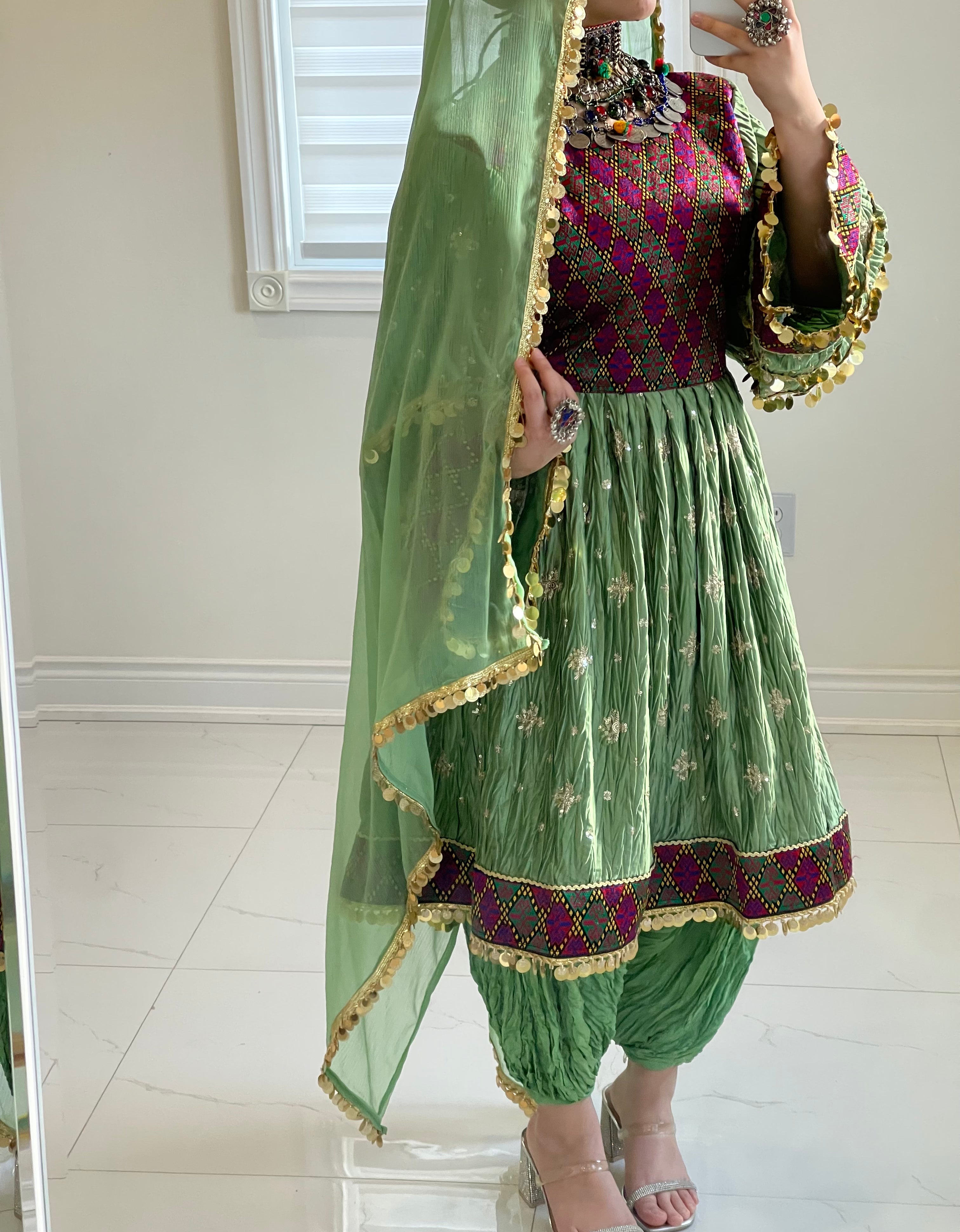 Marwa Afghan Kuchi Dress (green)