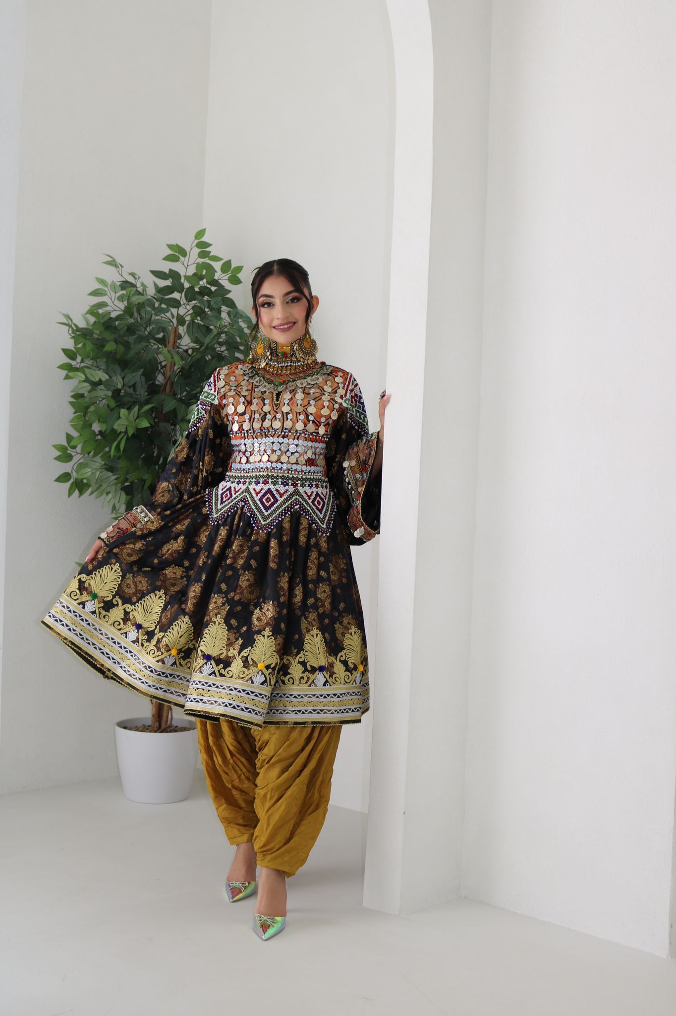 Farzana Afghan Kuchi Dress (black)