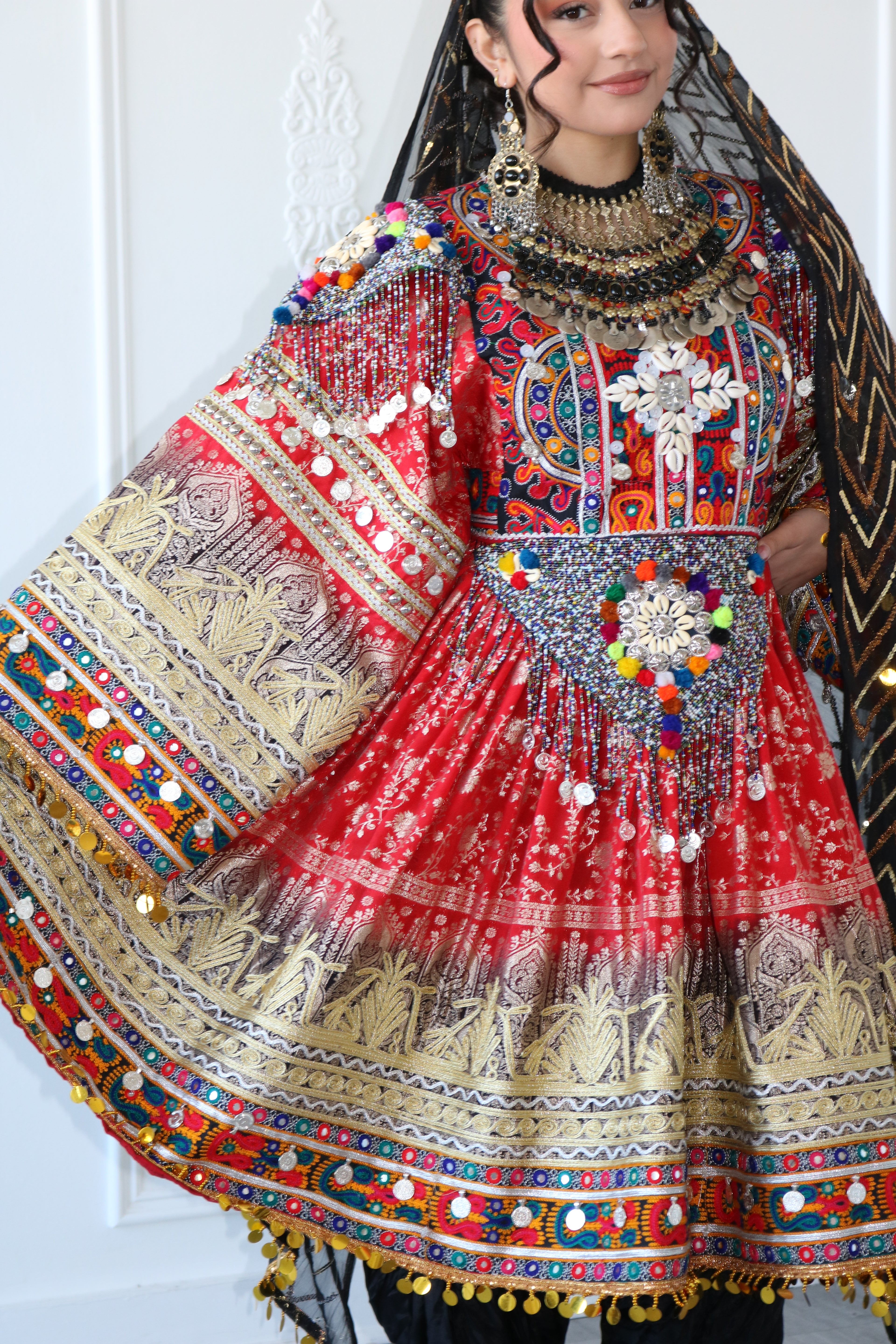 Afghan Kuchi Dress (red/black)