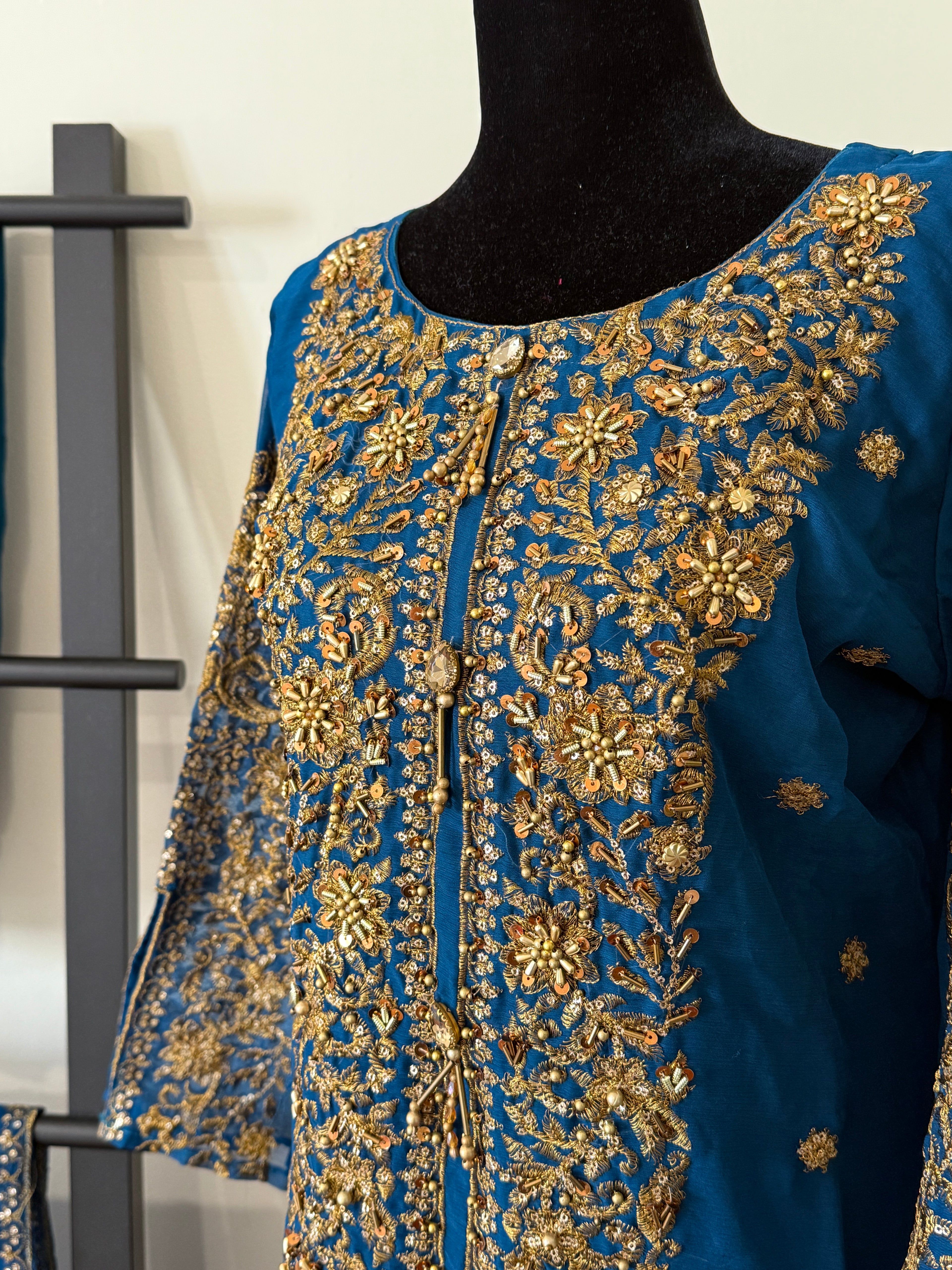 Salwar Kameez suit (blue)