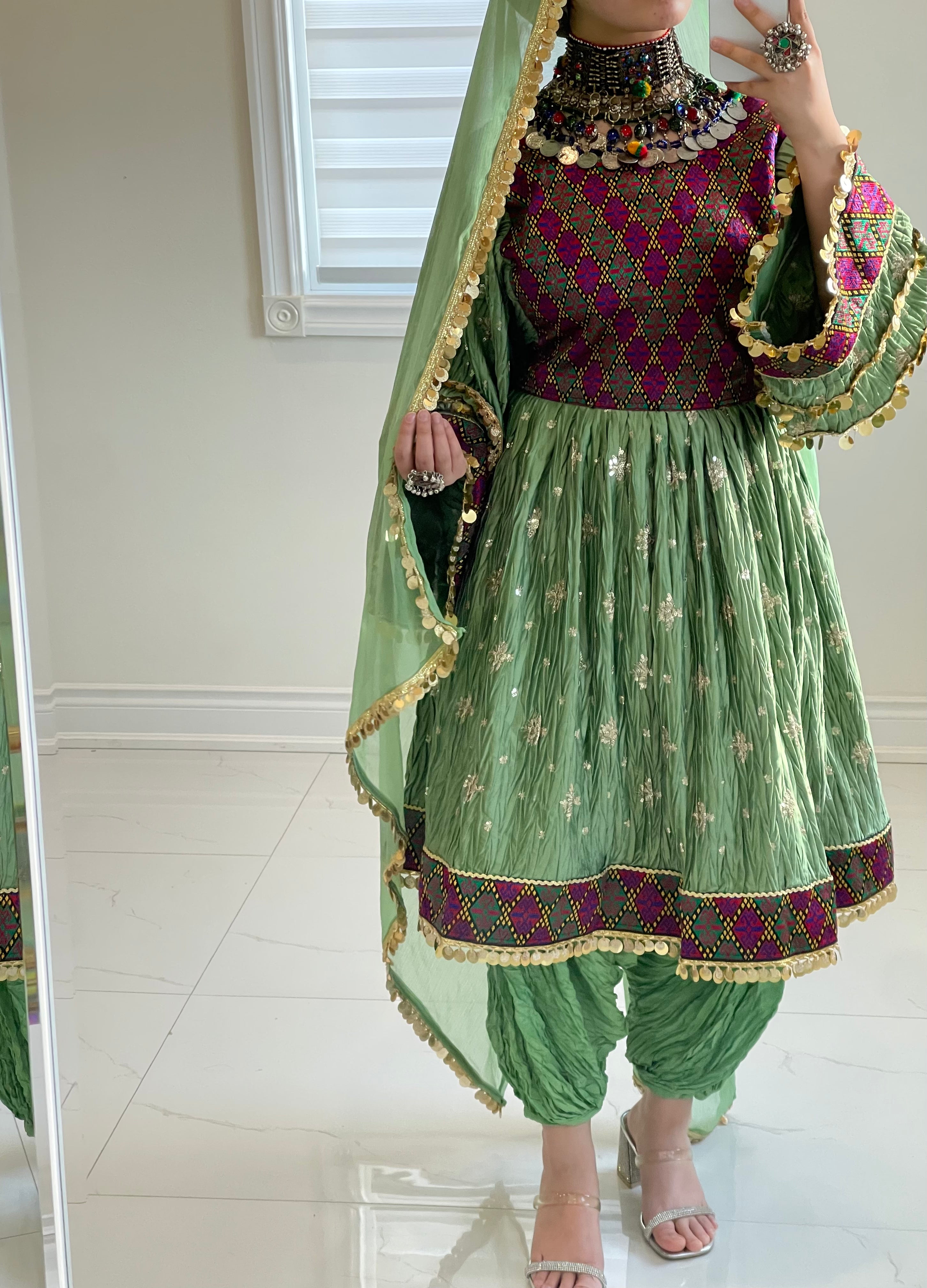 Marwa Afghan Kuchi Dress (green)