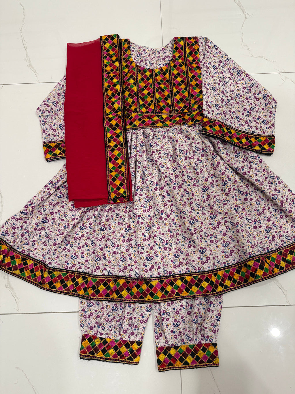 Kids Kuchi Clothes 6-7Y