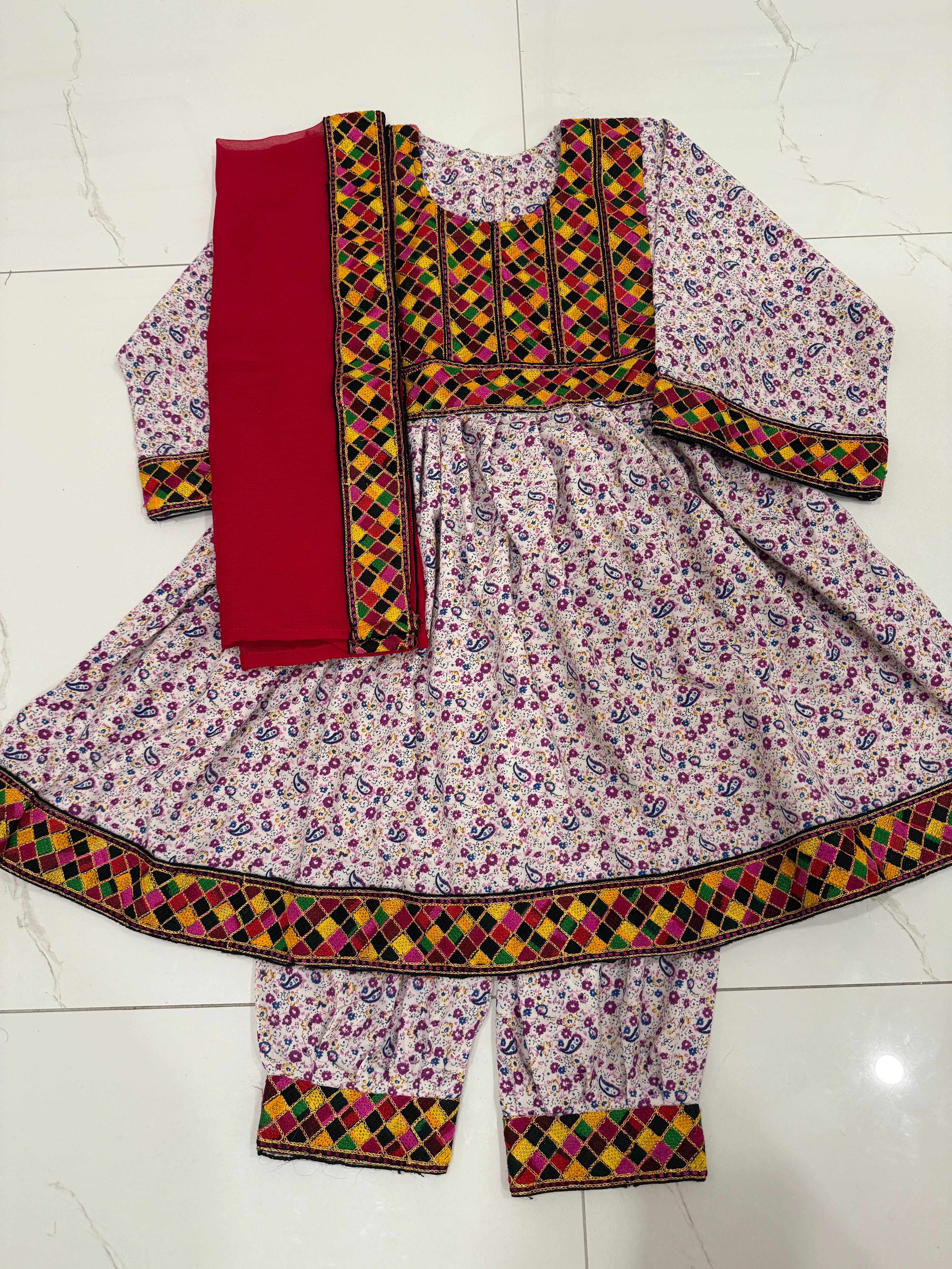 Kids Kuchi Clothes 6-7Y