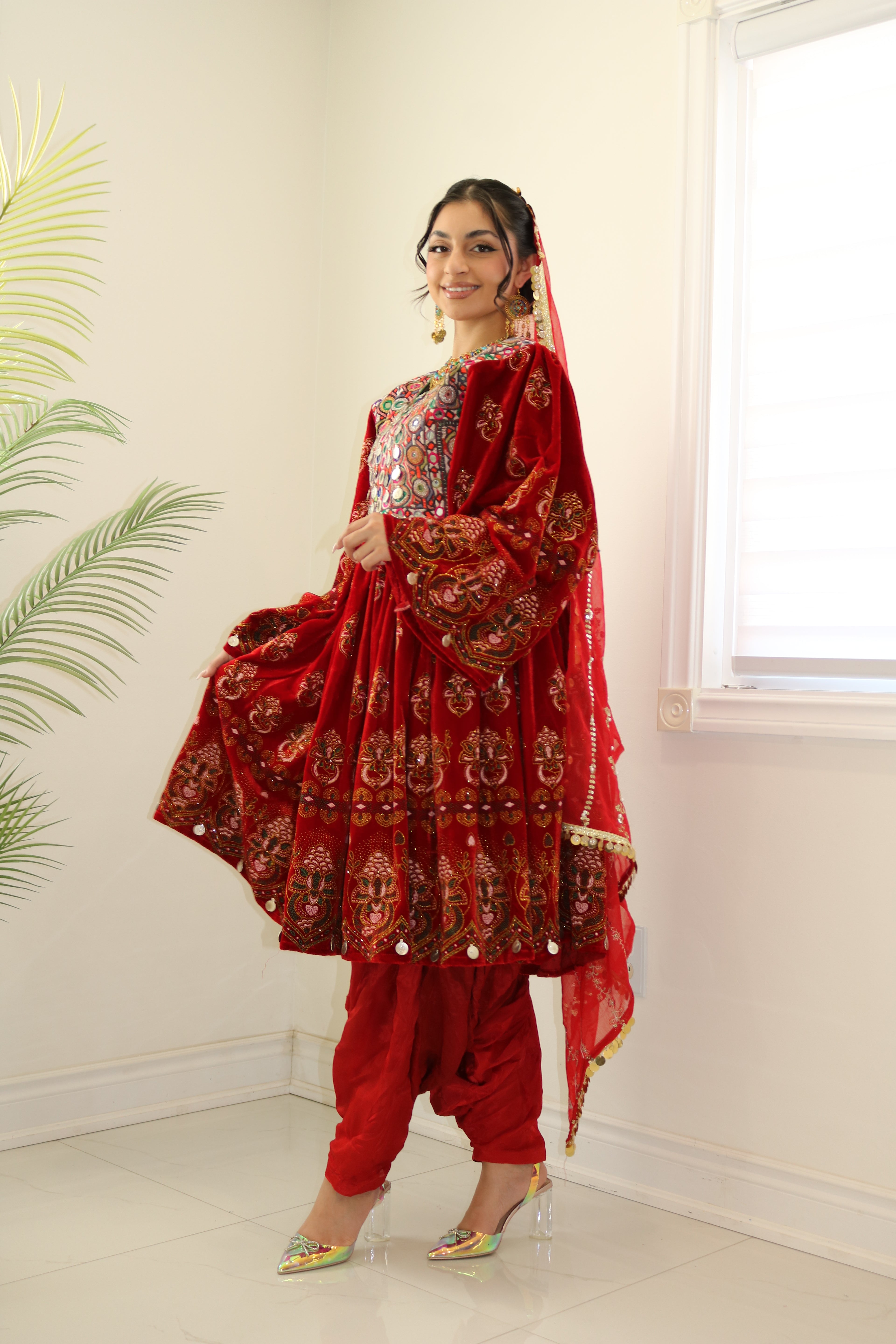 Wahida Afghan Kuchi Dress (red)