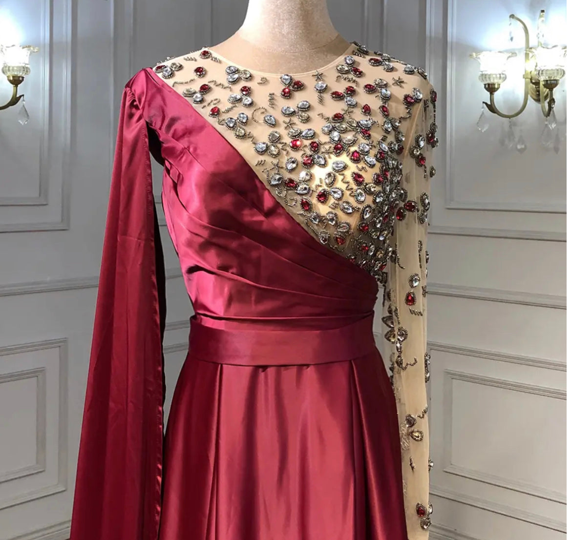 Green A Line One Shoulder Long Sleeve Satin Evening Gowns