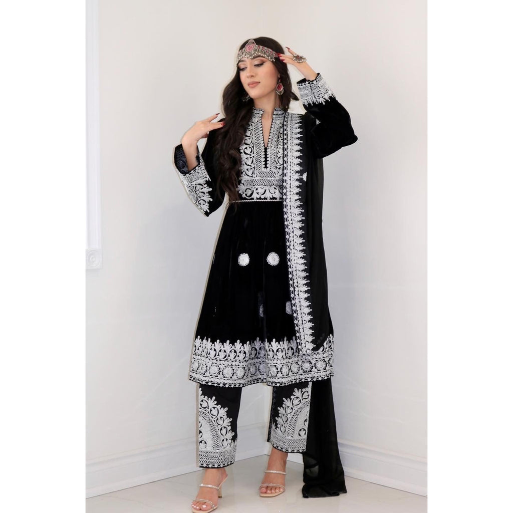 Nel Afghan Kuchi Dress Black/Silver embroidery