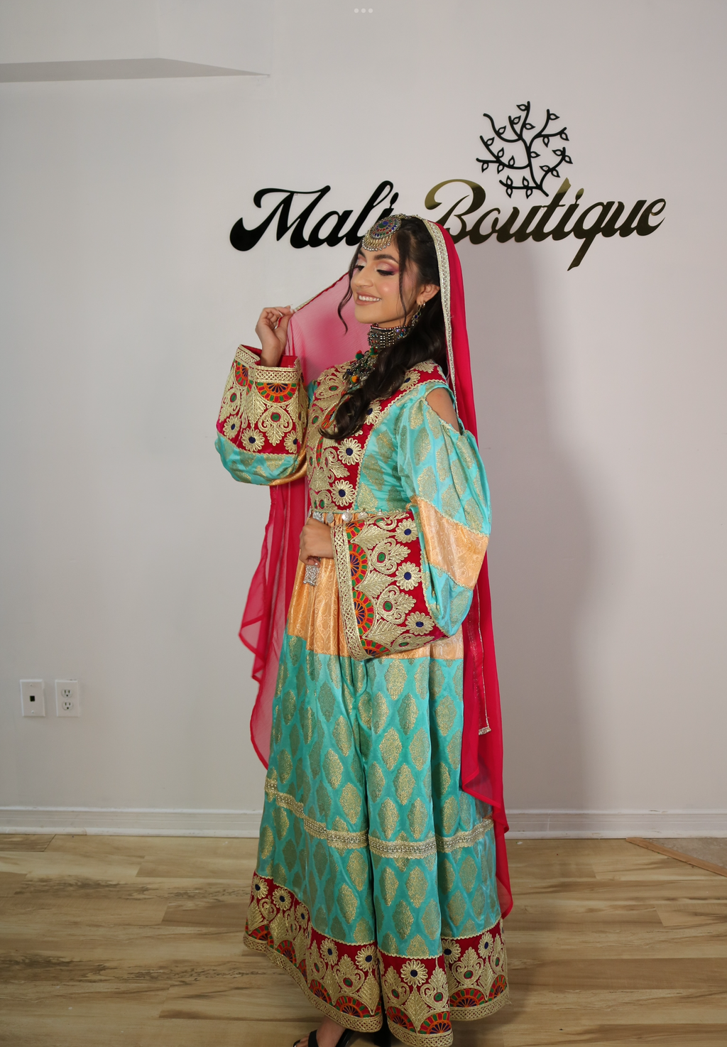 Noorii Afghan Kuchi Dress