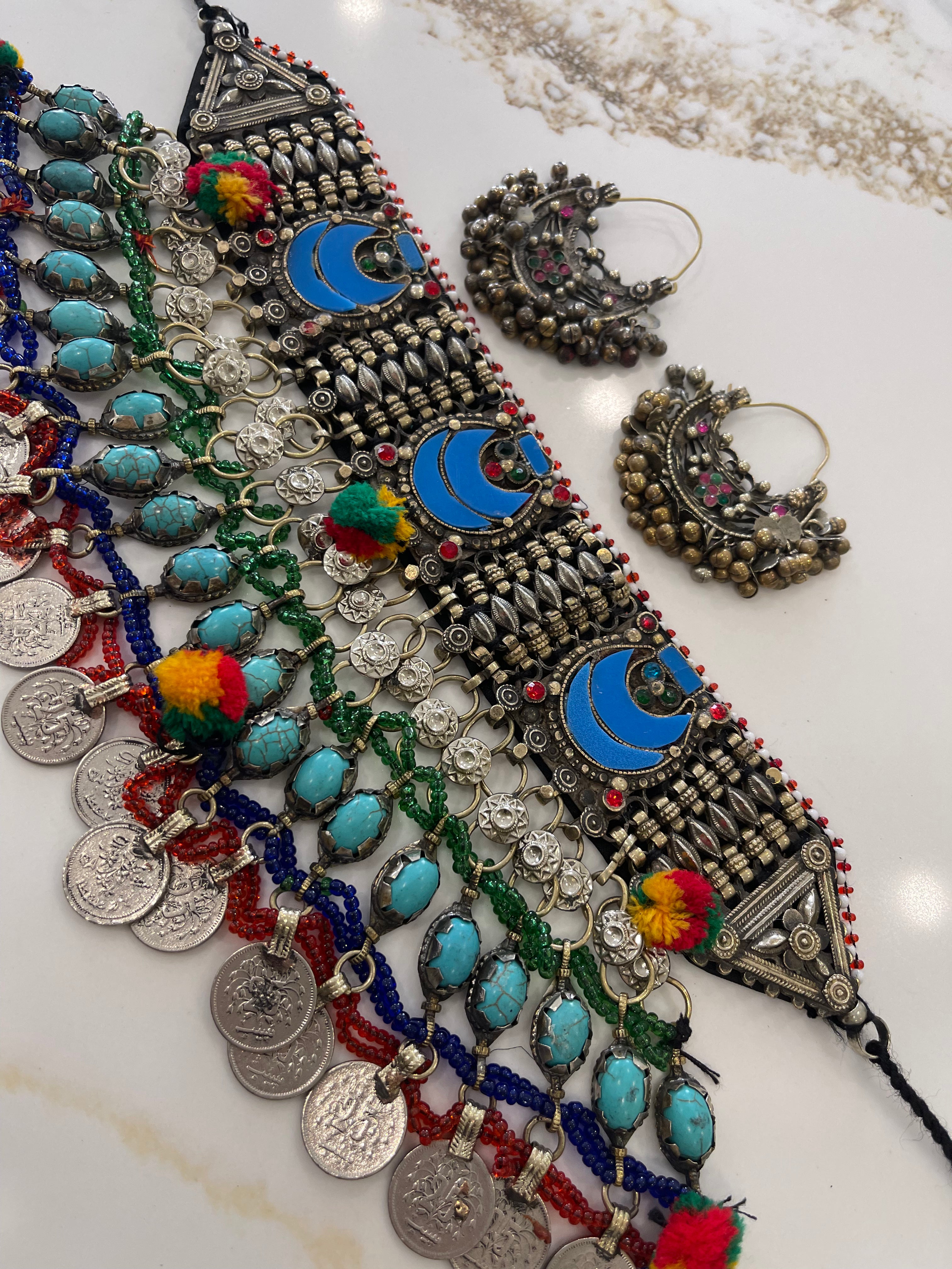 Vintage jewellry set 12
