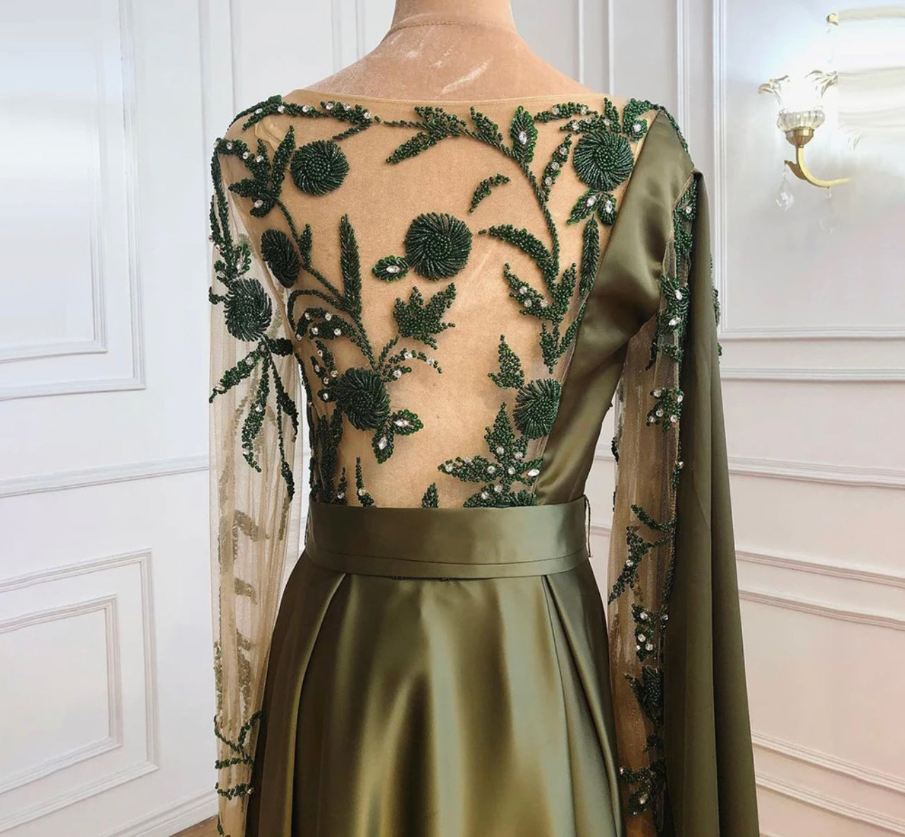 Olive Green O Neck Long Sleeves Evening Dresses