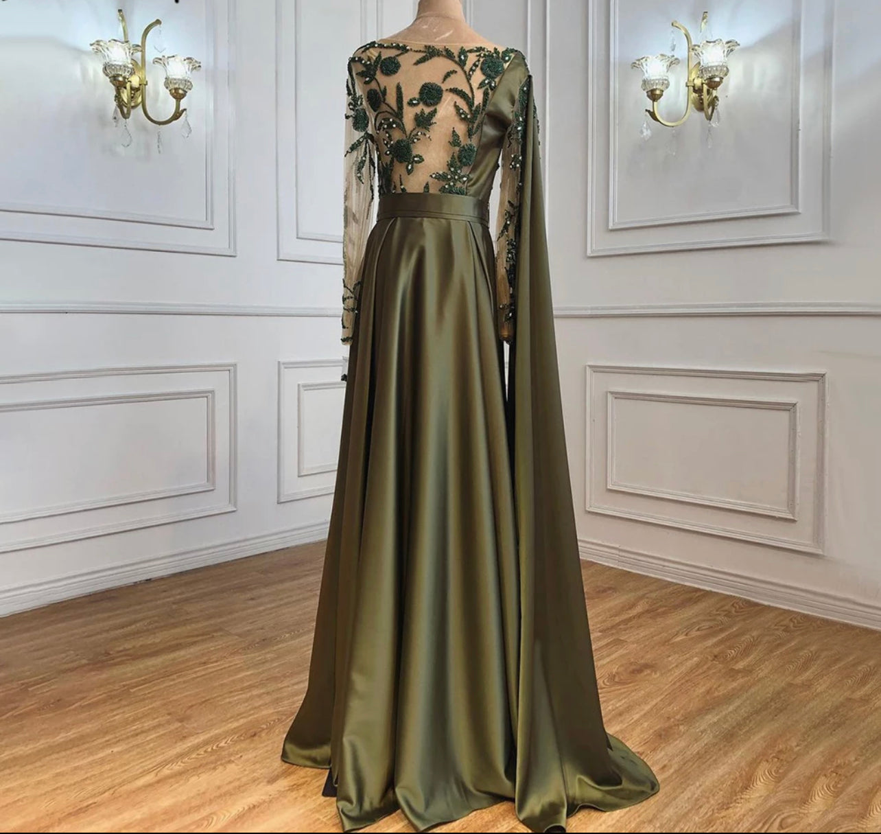 Olive Green O Neck Long Sleeves Evening Dresses